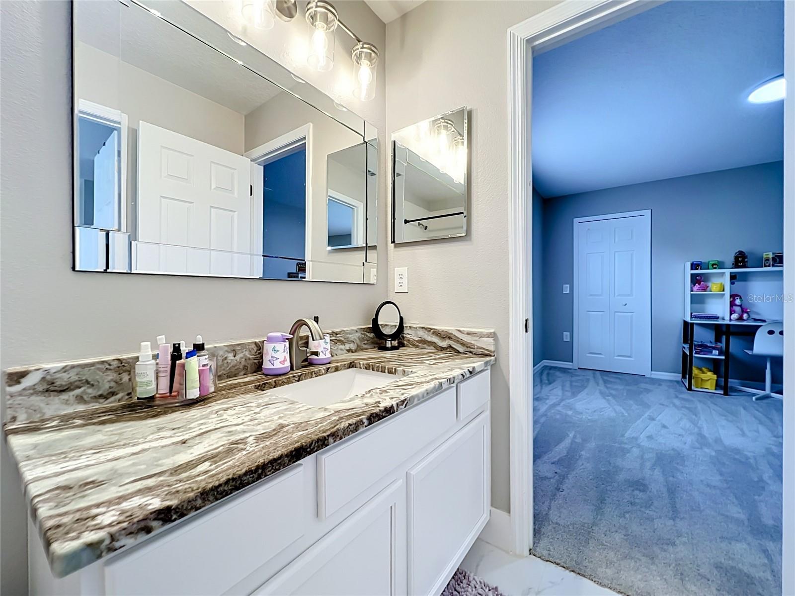 MOSS PARK RDG - Residential