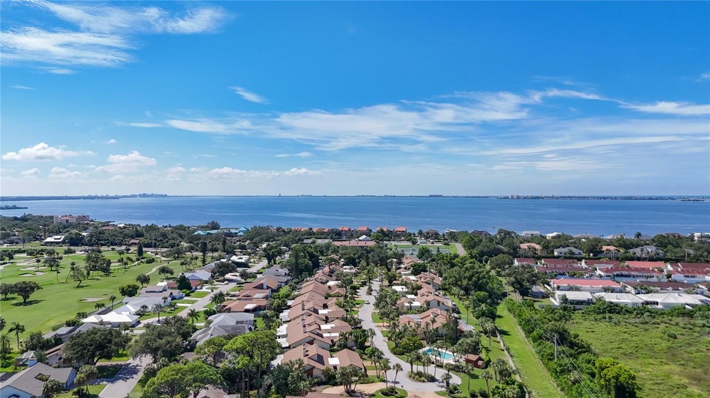 Photo of 6010 Courtside Drive, Bradenton, FL 34210 (MLS # A4705736)