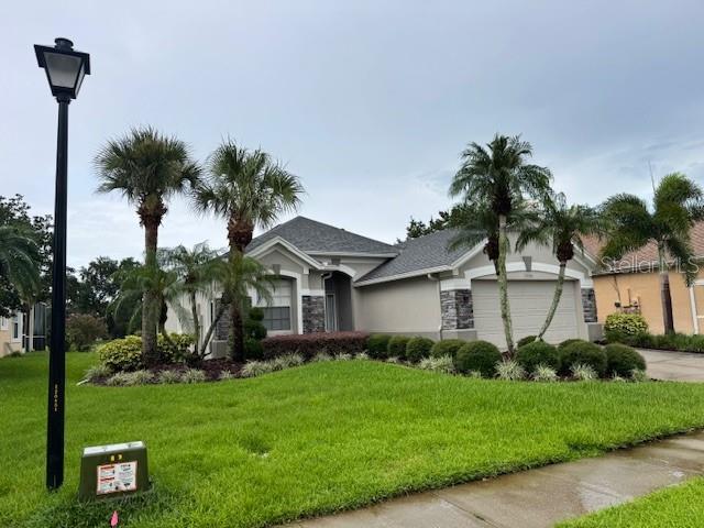 Immaculately maintained 3 beds 2 bath home located in the beautiful subdivision of The Oaks. Easy access to shopping, airport, banks, restaurants and medical facilities. Come and enjoy this golfing community!