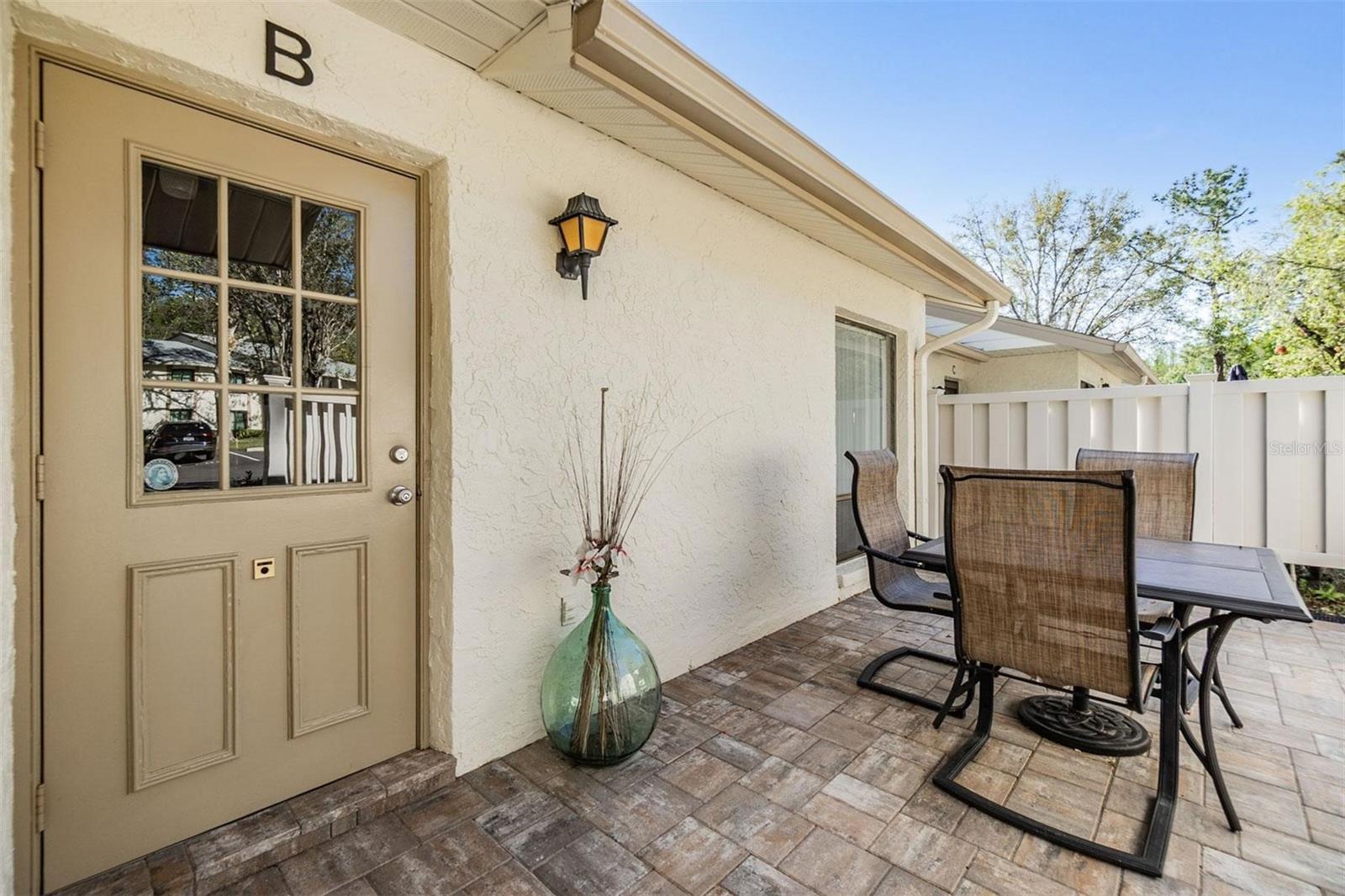 1333 SHADY PINE WAY B