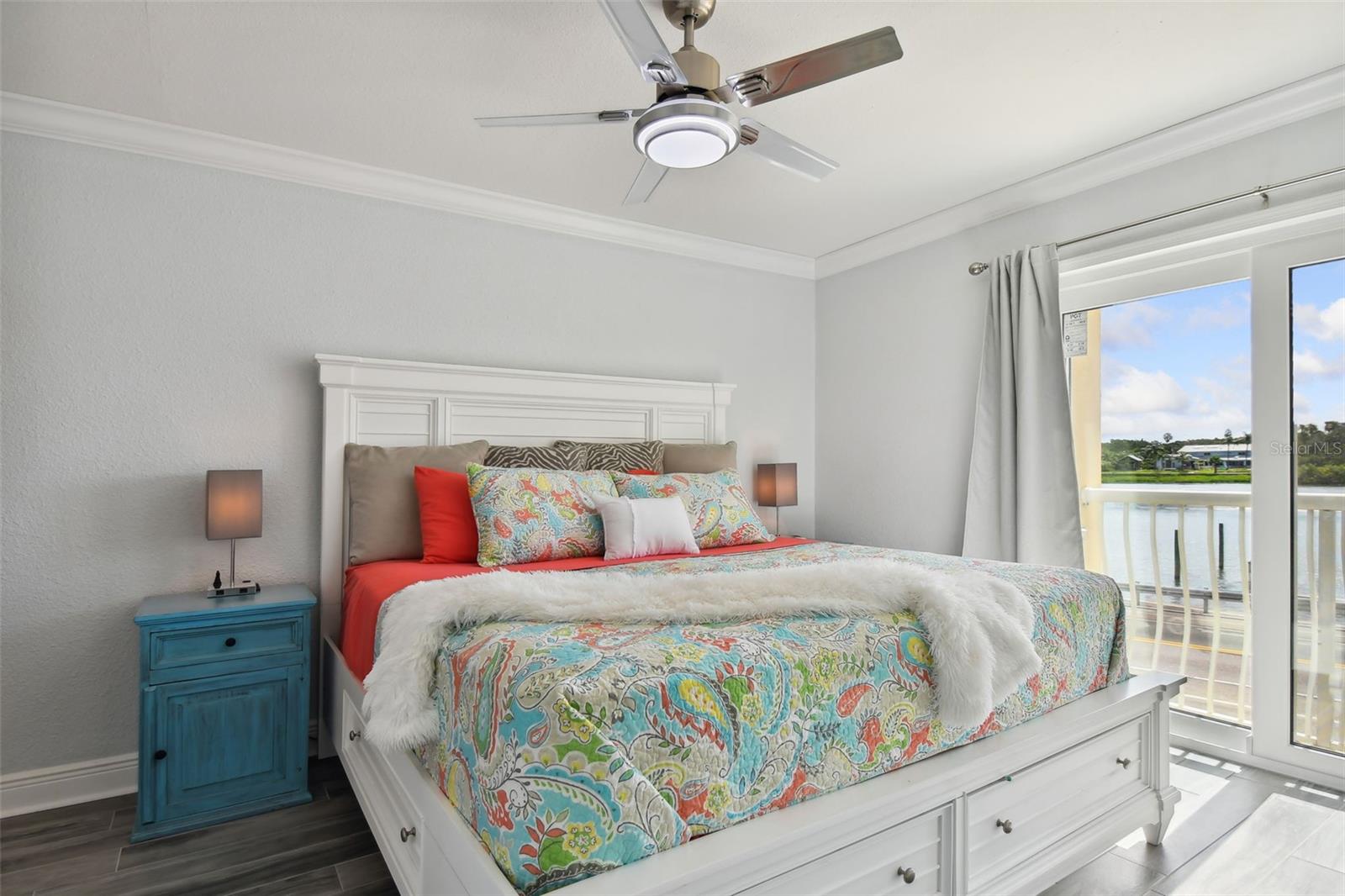 PIPERS III A CONDO - Residential