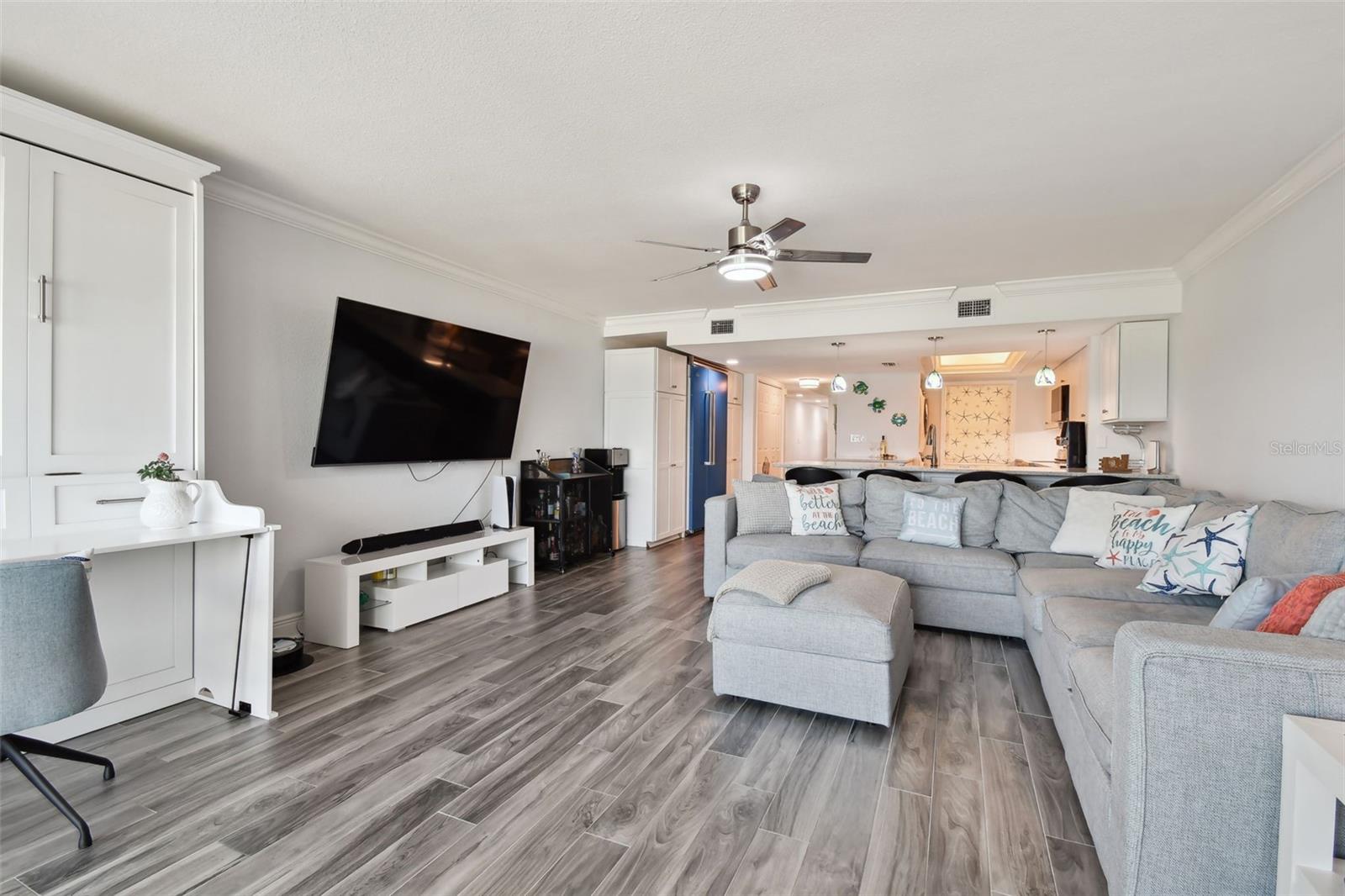 PIPERS III A CONDO - Residential