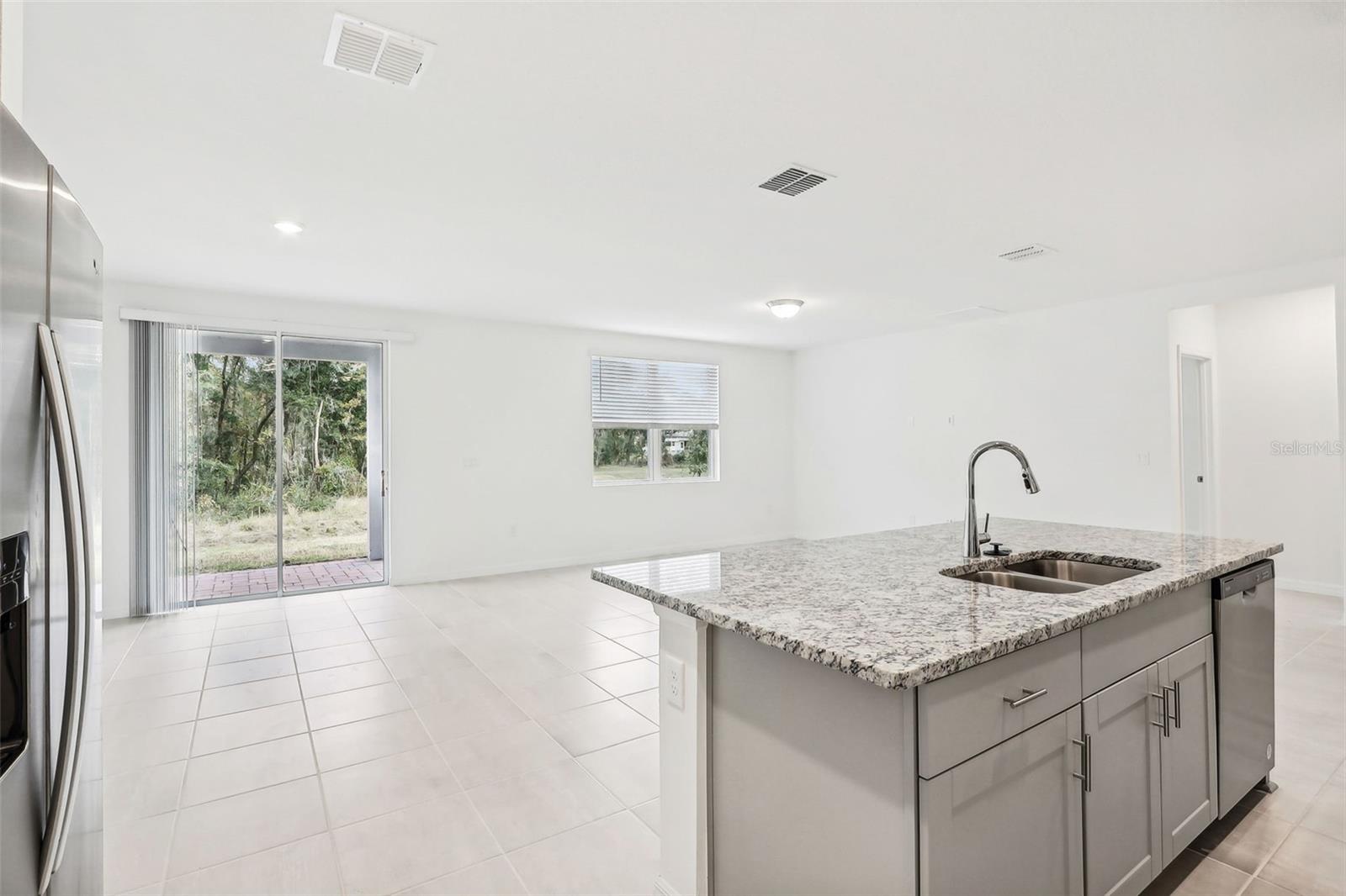 4736 JASMINE CIRCLE