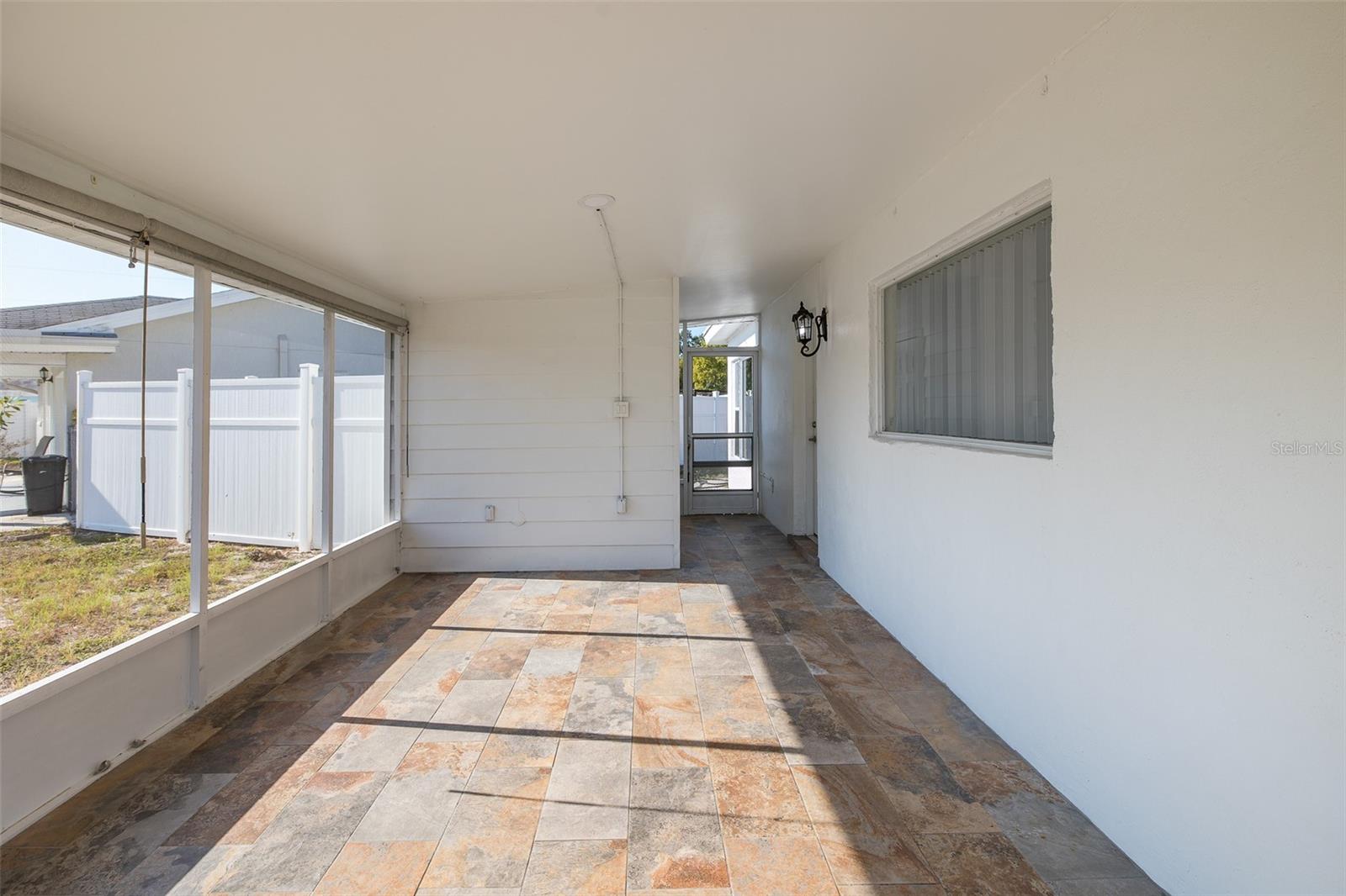 JASMINE LAKES - Residential Lease