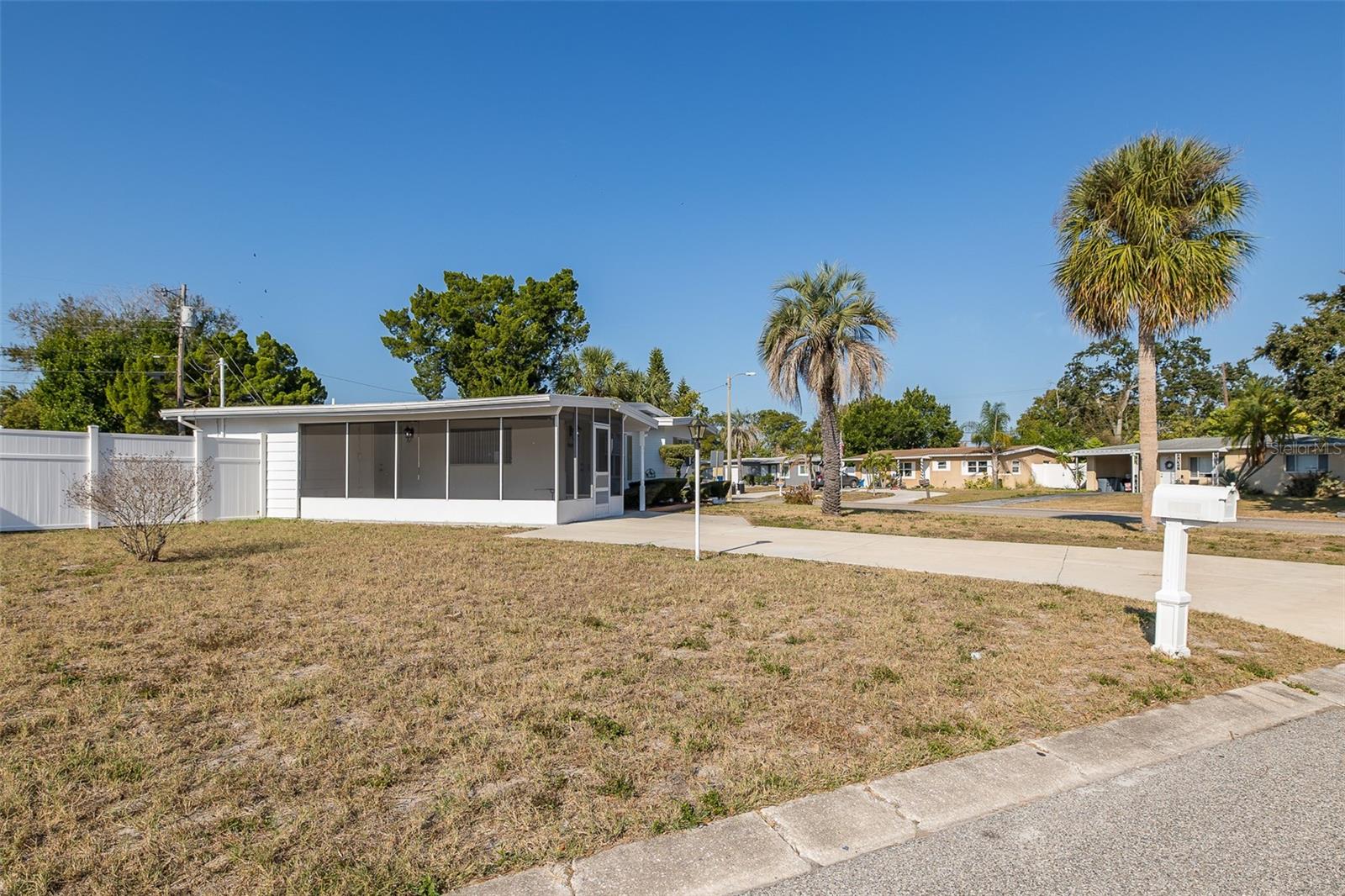 JASMINE LAKES - Residential Lease