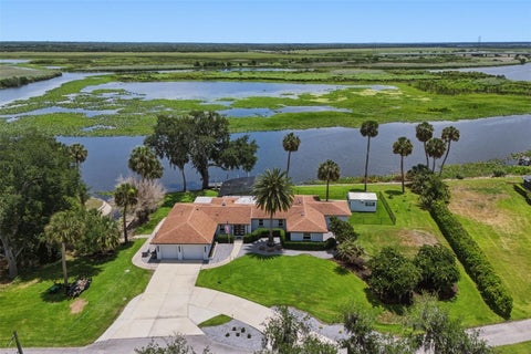 Photo of 921 Powhatan Drive, Sanford, FL 32771 (MLS # O6410821)