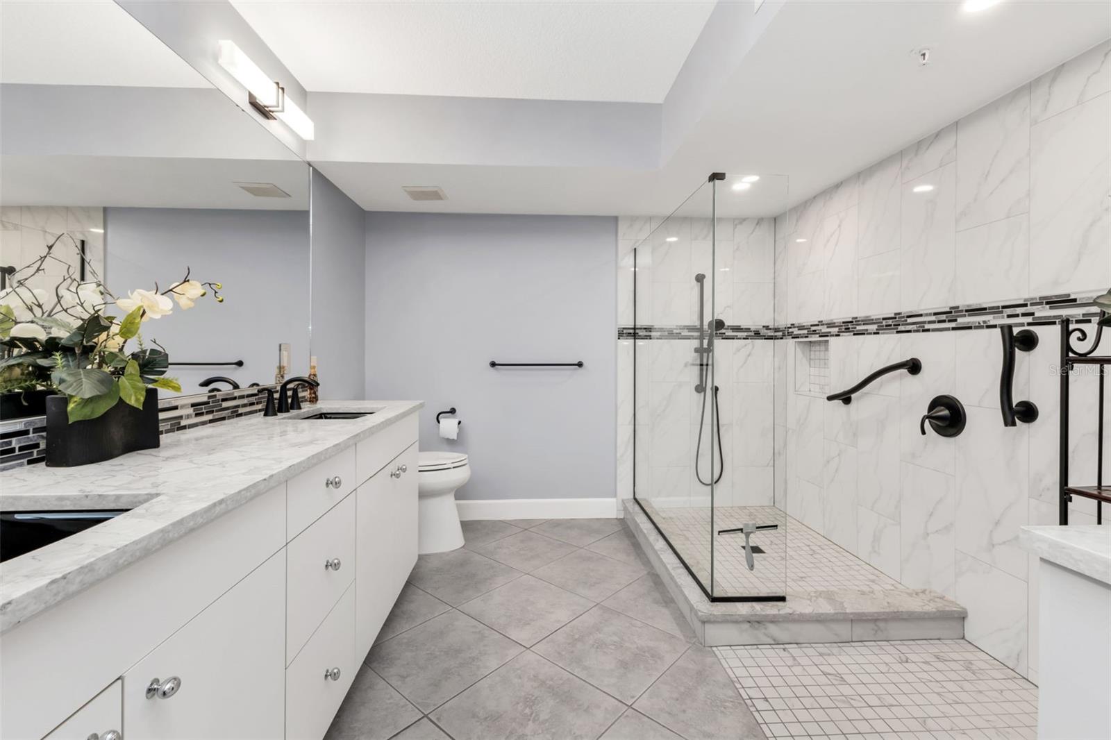 1650 W MARION AVENUE 123