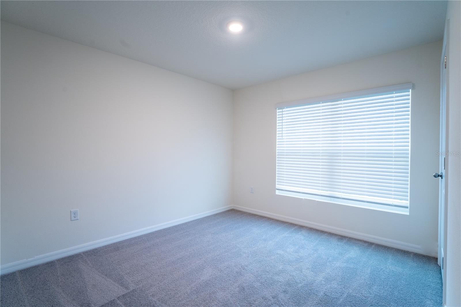 RIVER PARK - Residential Lease