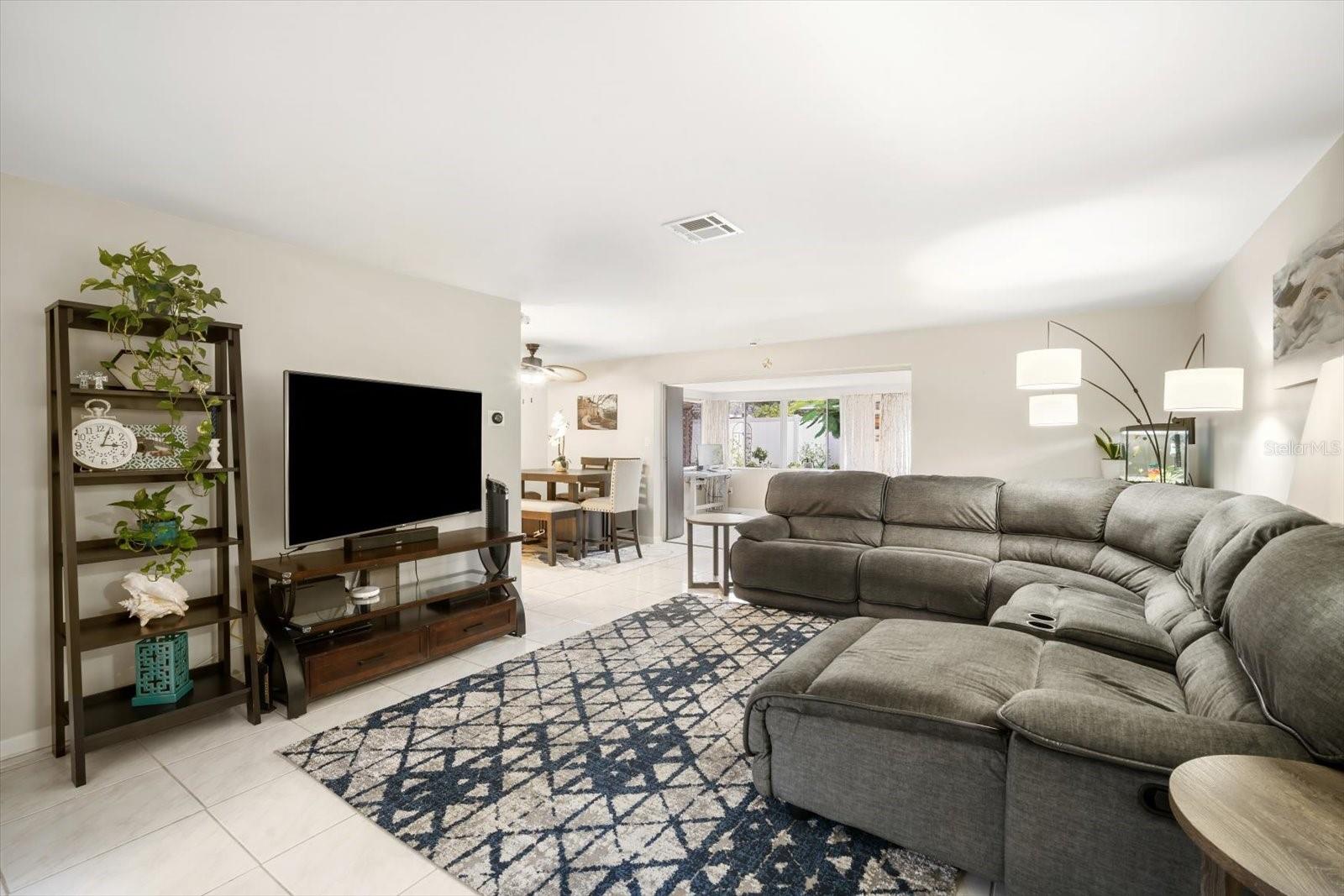 1821 BELLEMEADE DRIVE