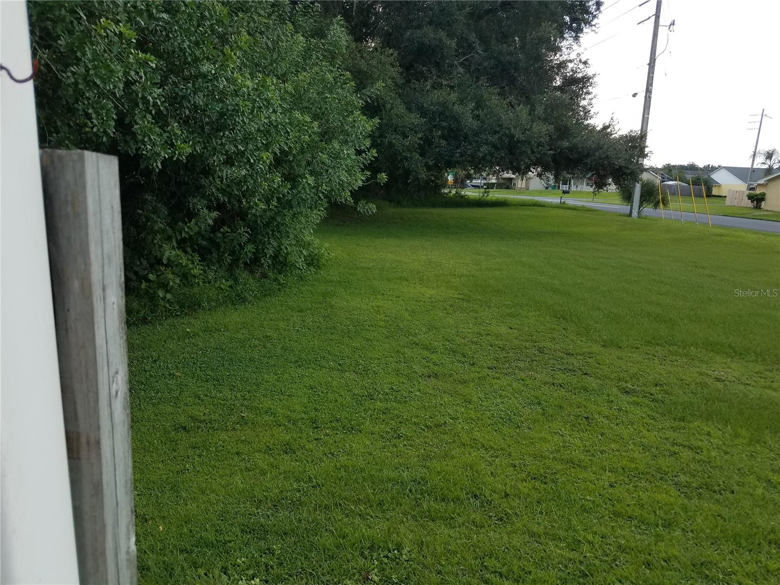 EMERALD LAKE COLONY UNIT 02 - Land