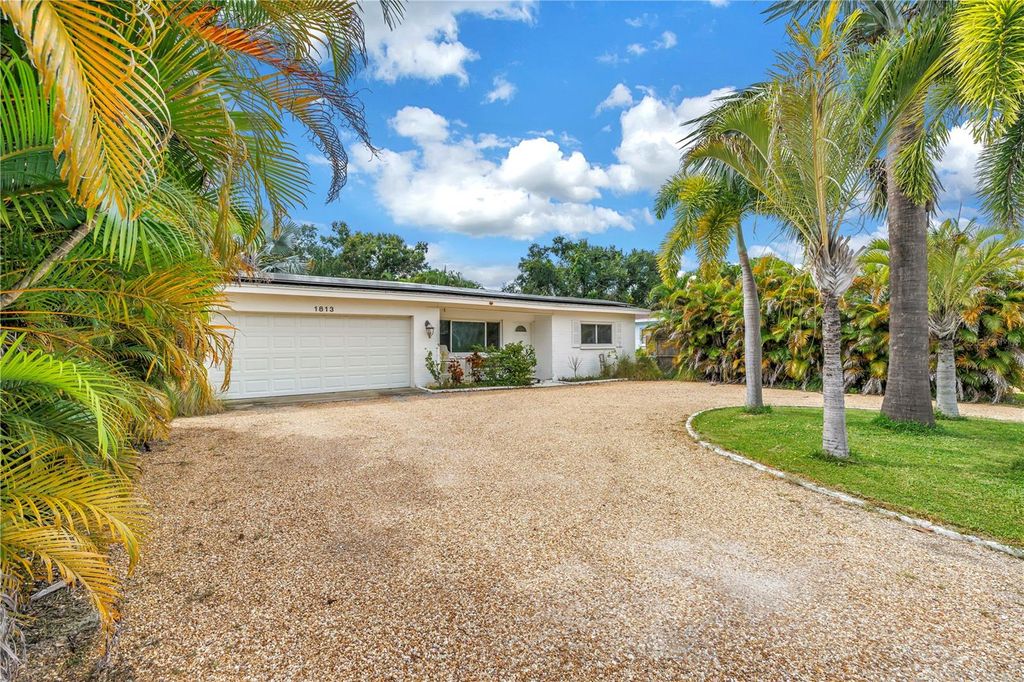 Photo of 1813 59th Street S, Gulfport, FL 33707 (MLS # TB8427440)