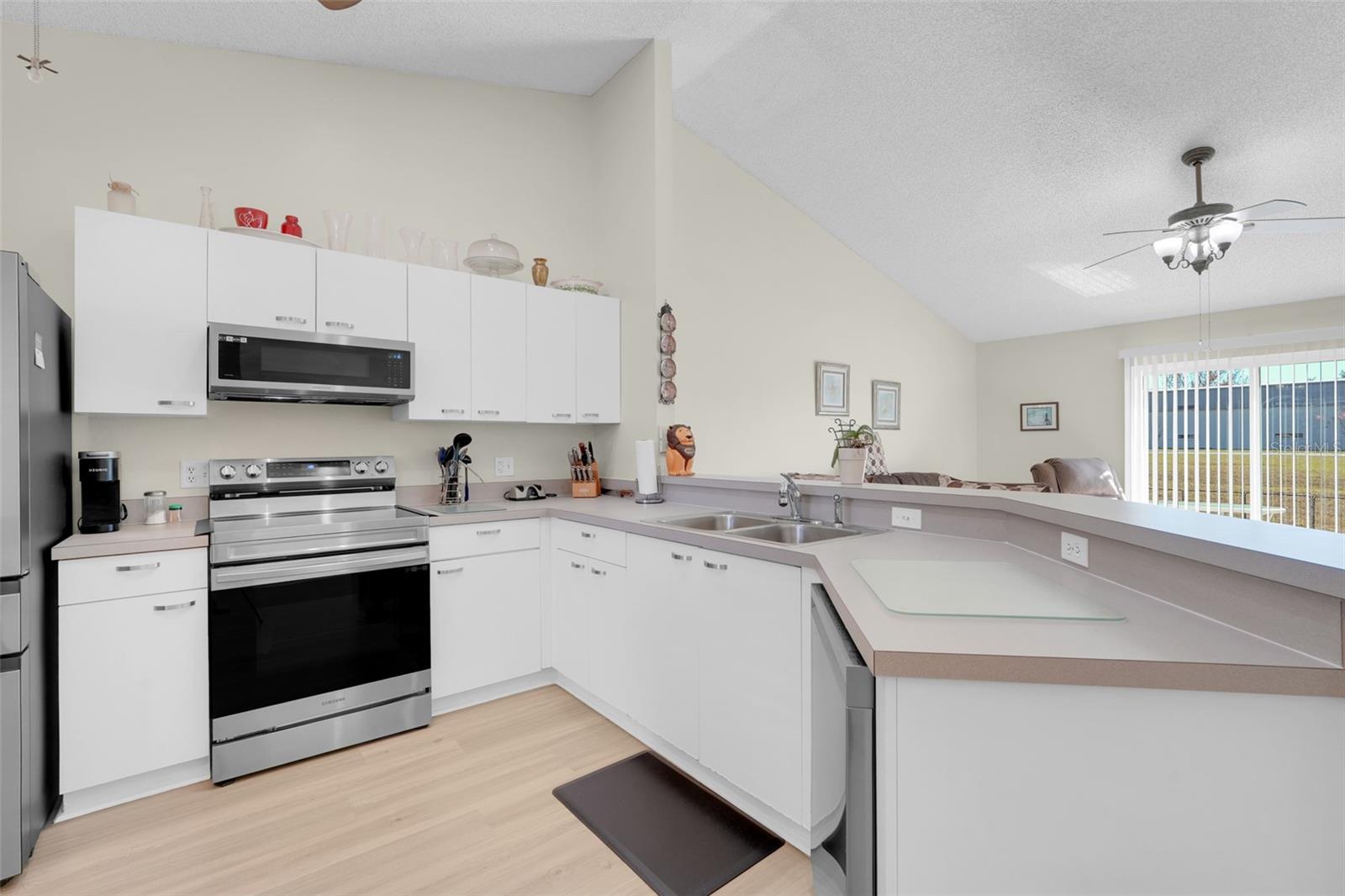 WINCHESTER ESTATES - Residential