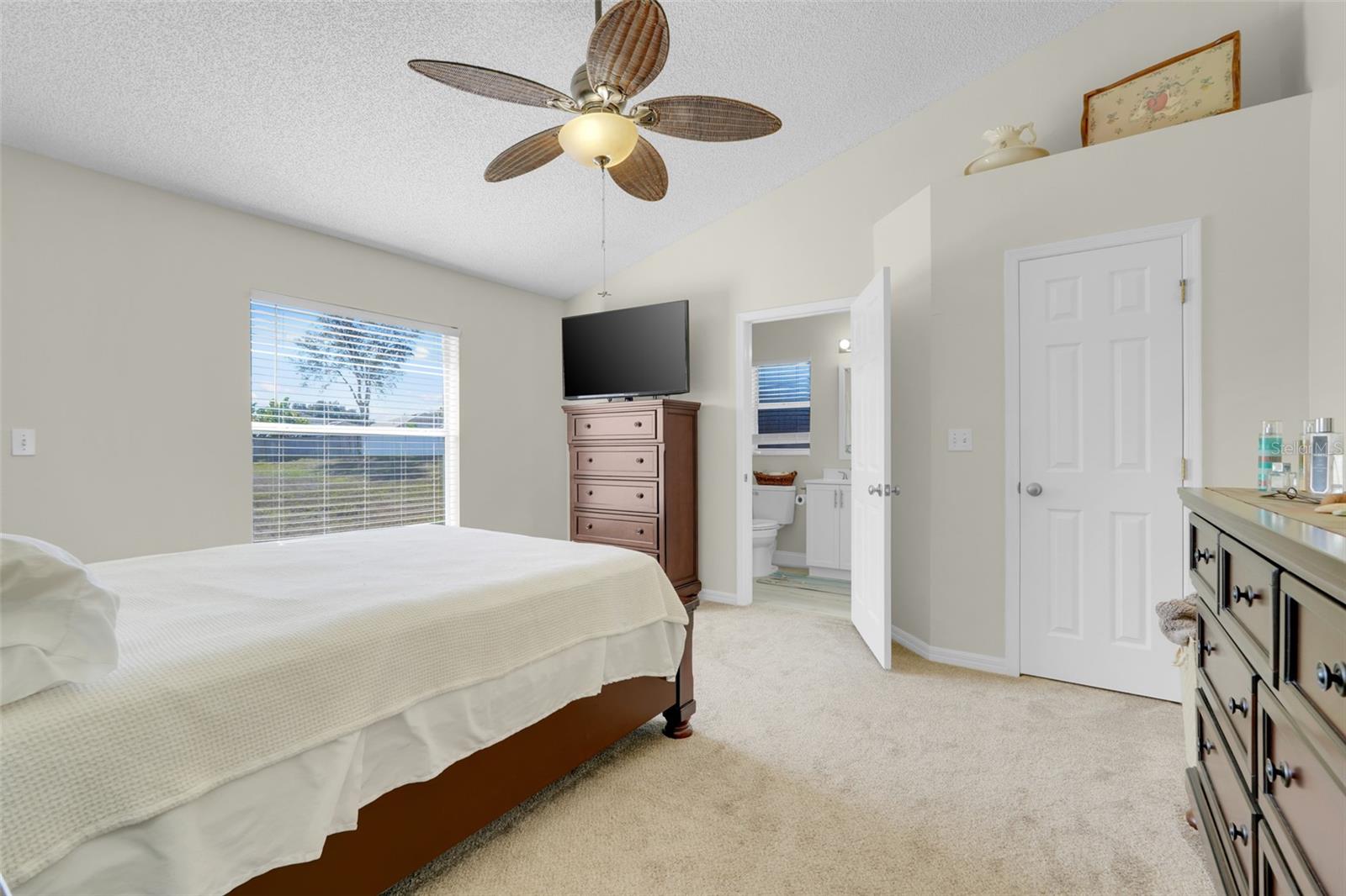 WINCHESTER ESTATES - Residential