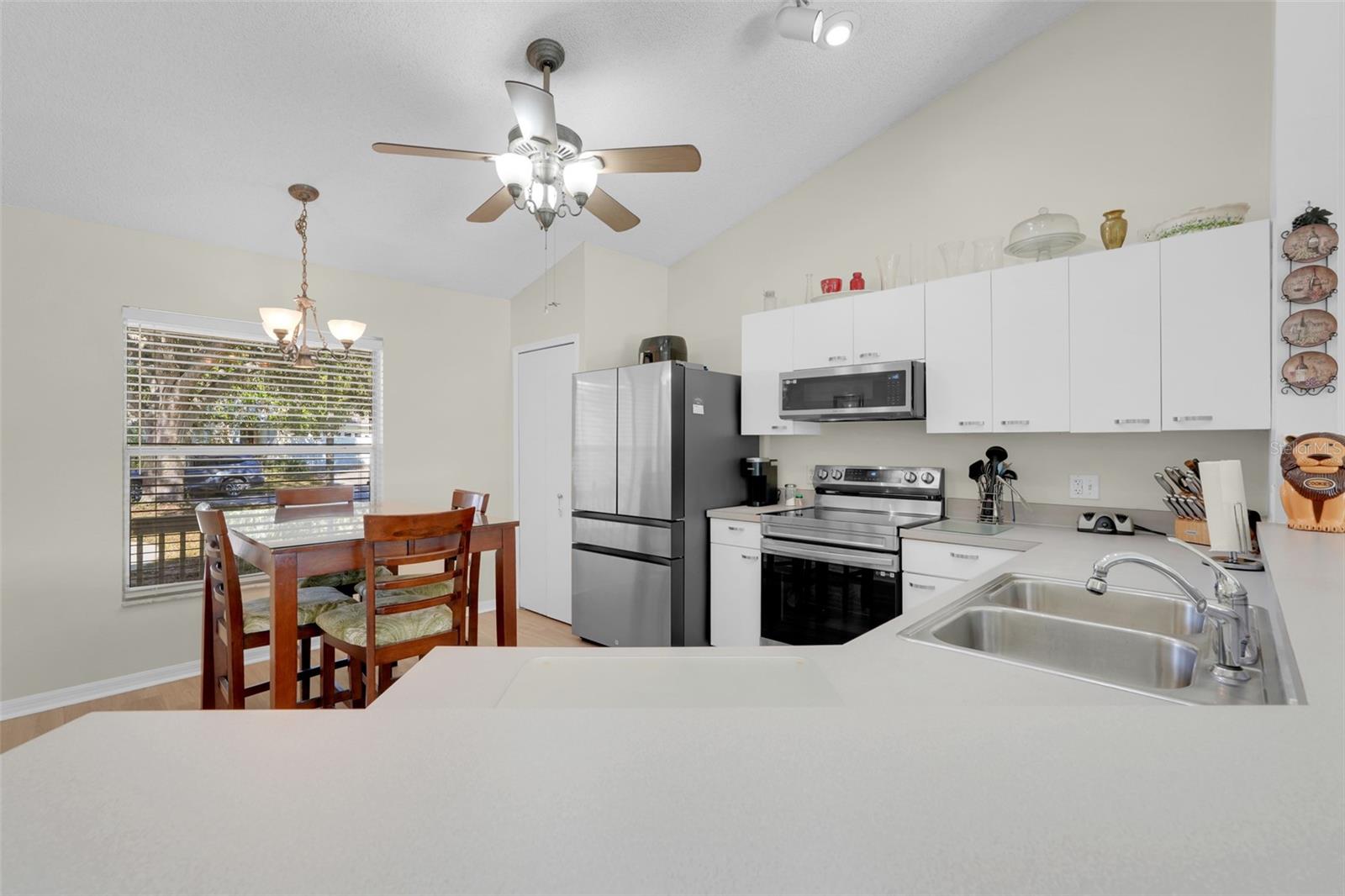 WINCHESTER ESTATES - Residential