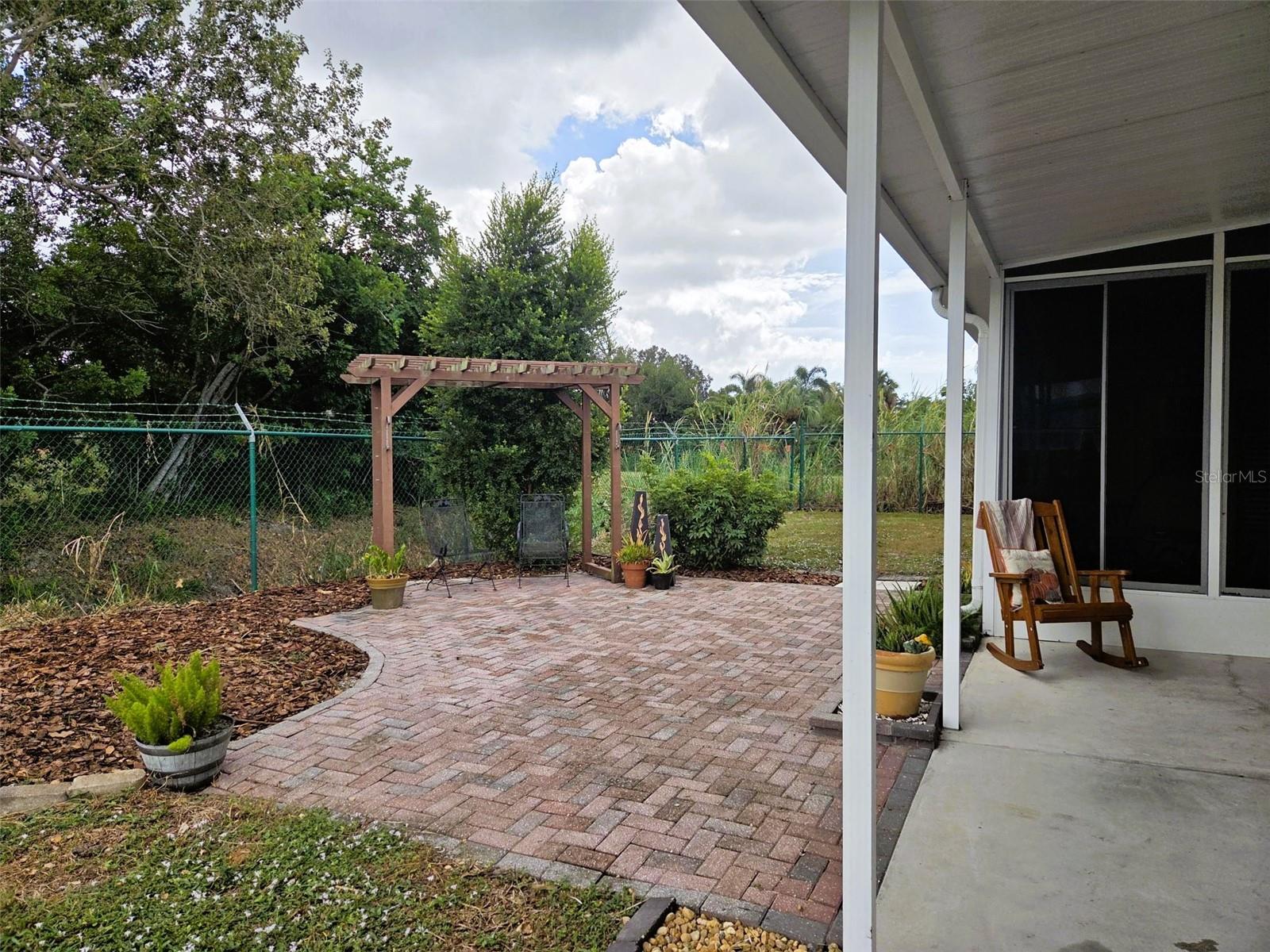 OAKWOOD MANOR - Residential