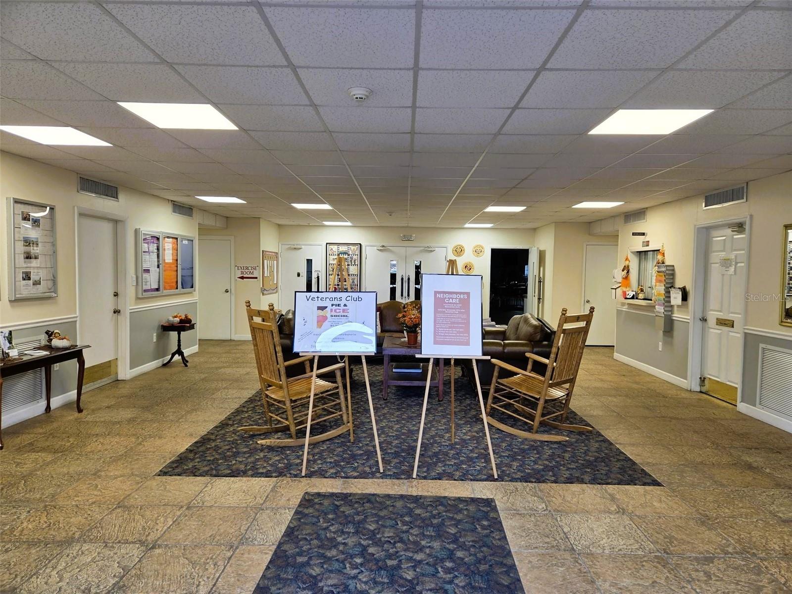 OAKWOOD MANOR - Residential