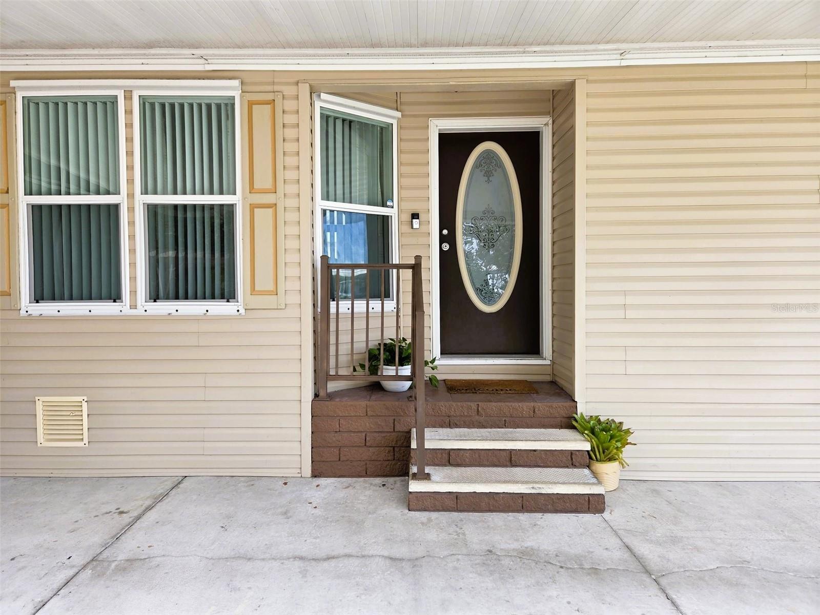 OAKWOOD MANOR - Residential