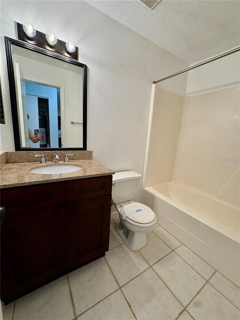 231 Red Maple Place N/a, Brandon, FL 33510