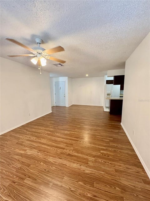 231 Red Maple Place N/a, Brandon, FL 33510