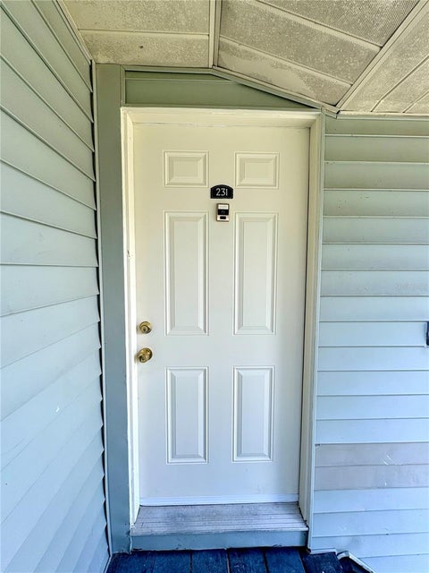 231 Red Maple Place N/a, Brandon, FL 33510