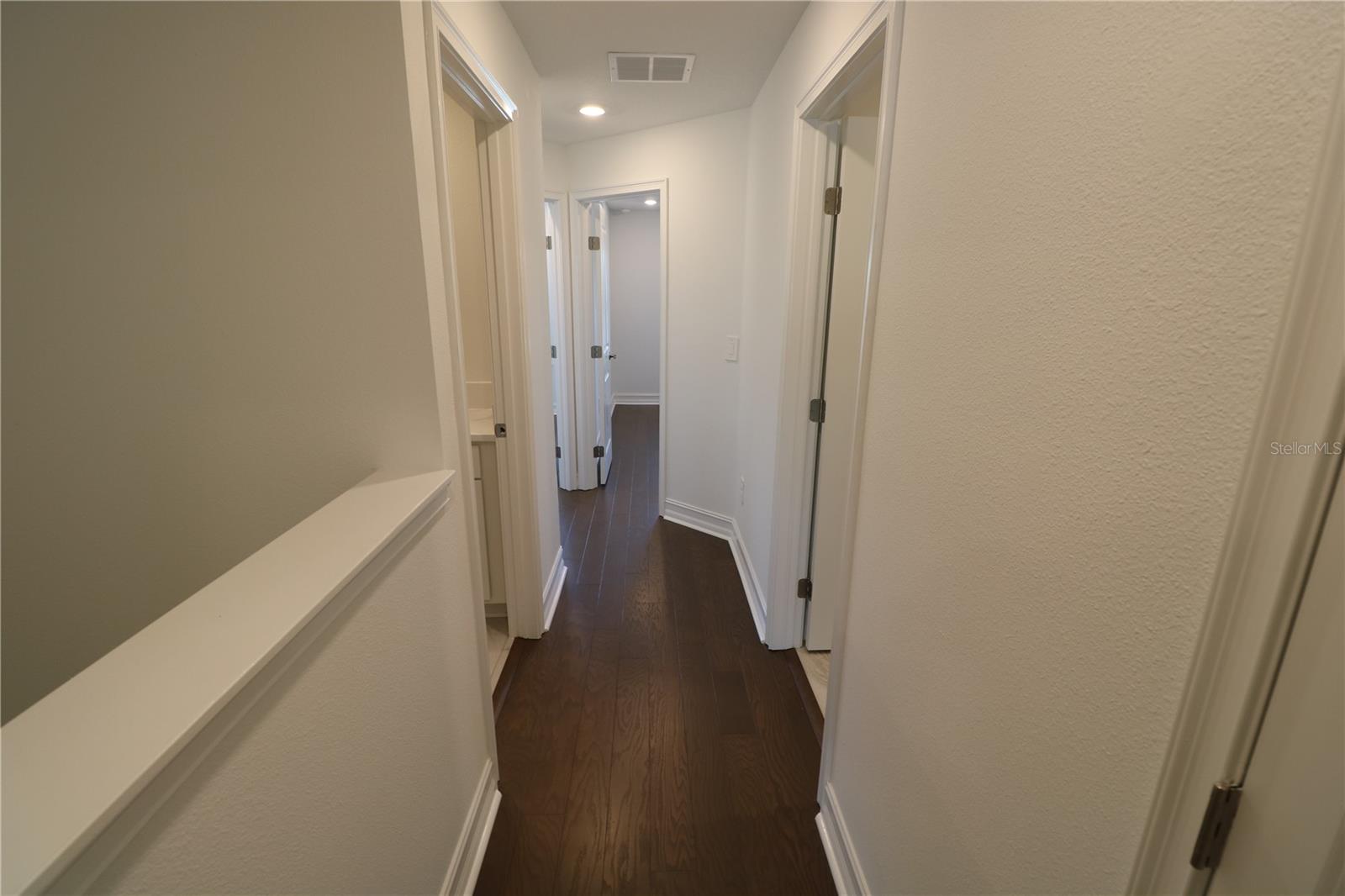 TOWNES AT MANHATTAN CROSSING - Residential Lease