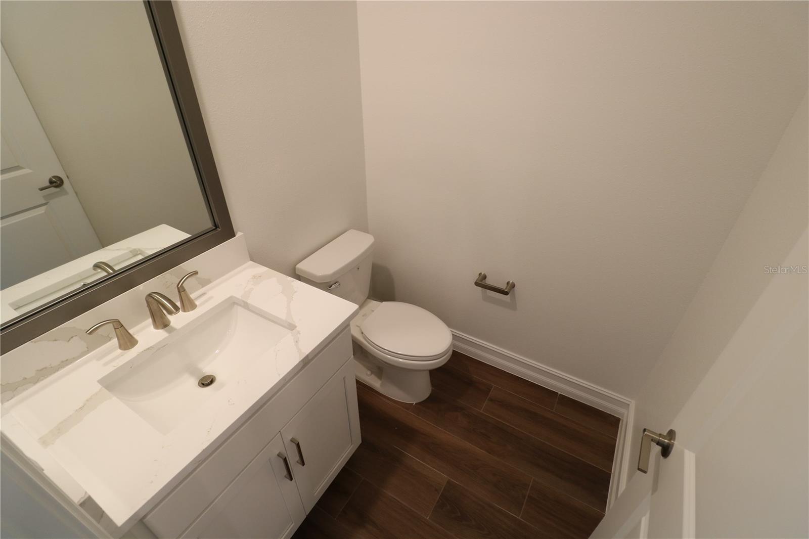 TOWNES AT MANHATTAN CROSSING - Residential Lease