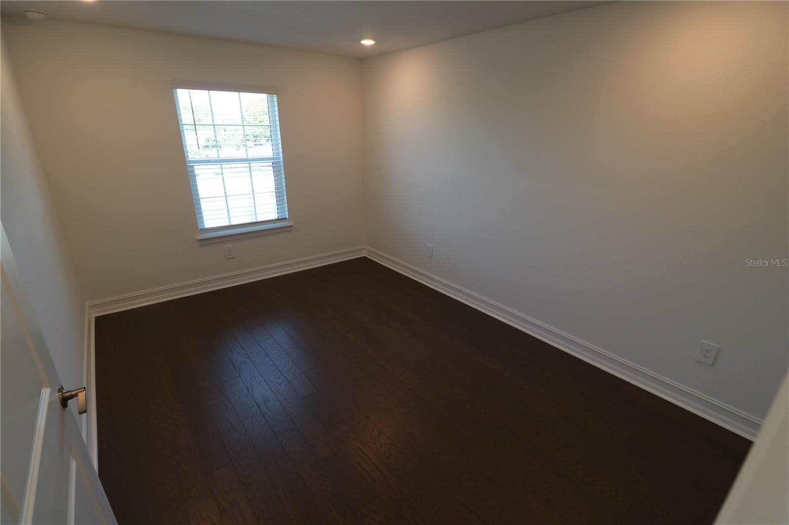 TOWNES AT MANHATTAN CROSSING - Residential Lease