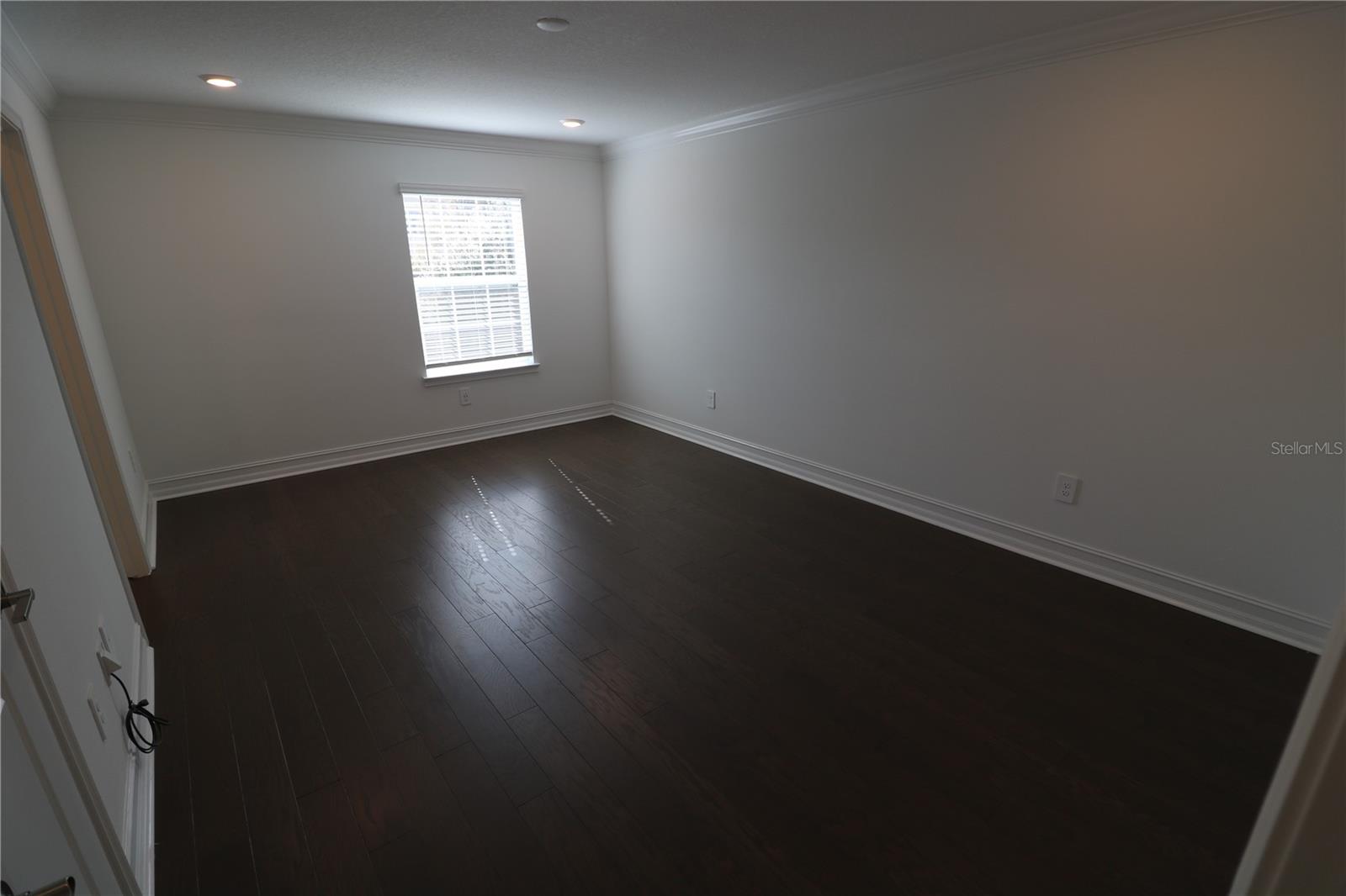 TOWNES AT MANHATTAN CROSSING - Residential Lease