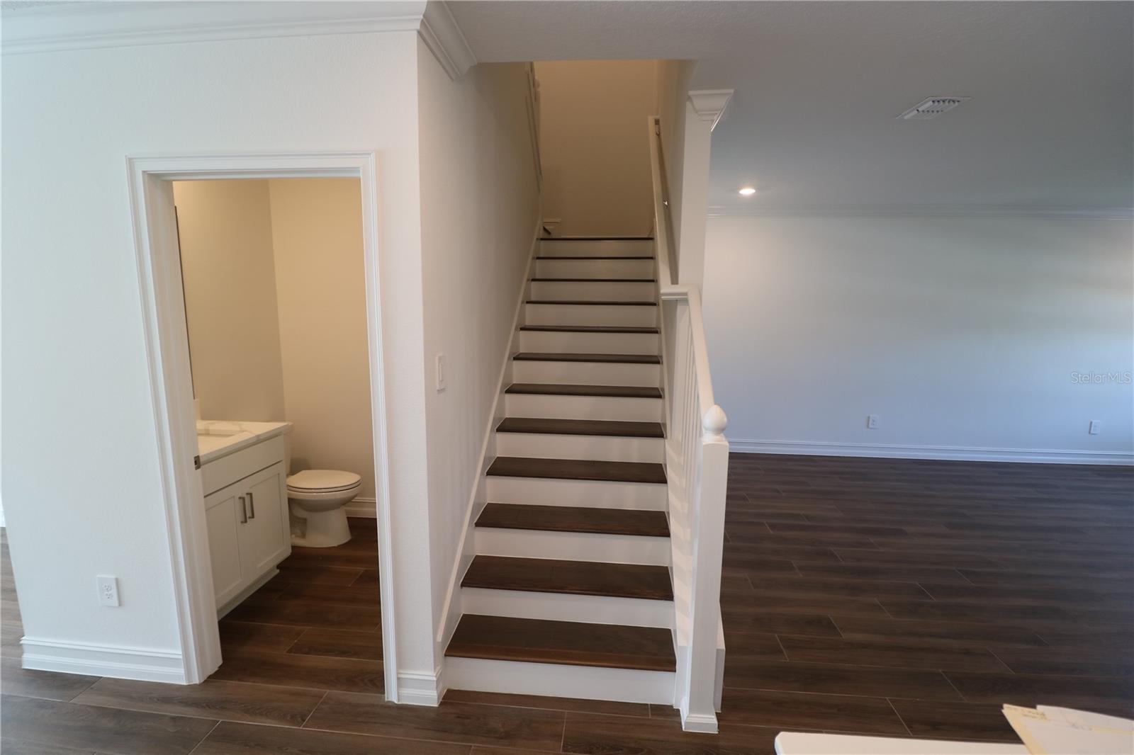 TOWNES AT MANHATTAN CROSSING - Residential Lease