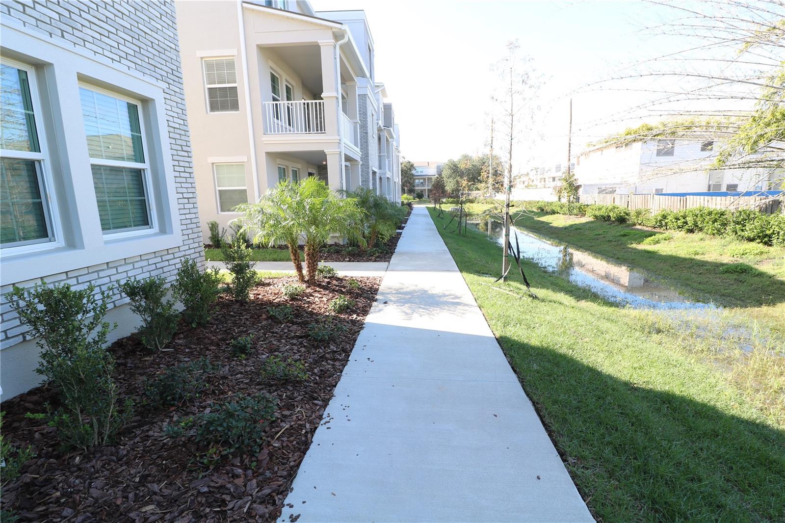 TOWNES AT MANHATTAN CROSSING - Residential Lease