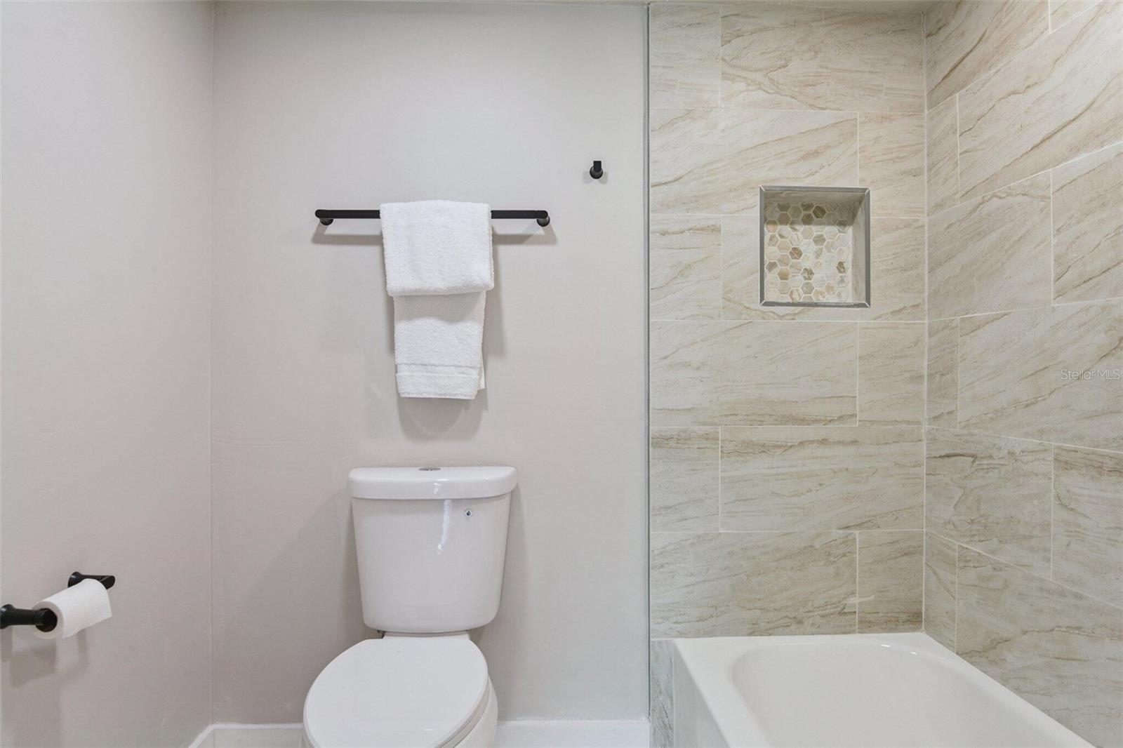 LAKE FOREST CONDO - Residential