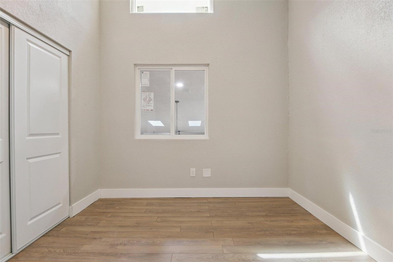 LAKE FOREST CONDO - Residential