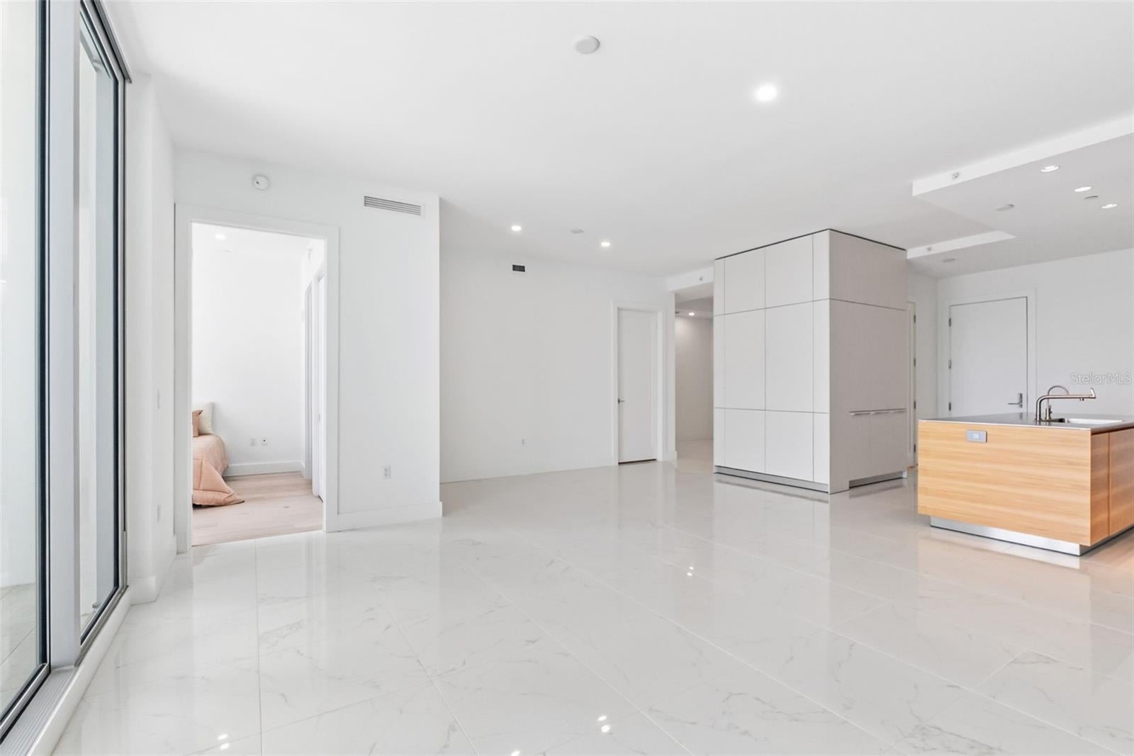 111 S PINEAPPLE AVENUE 1103