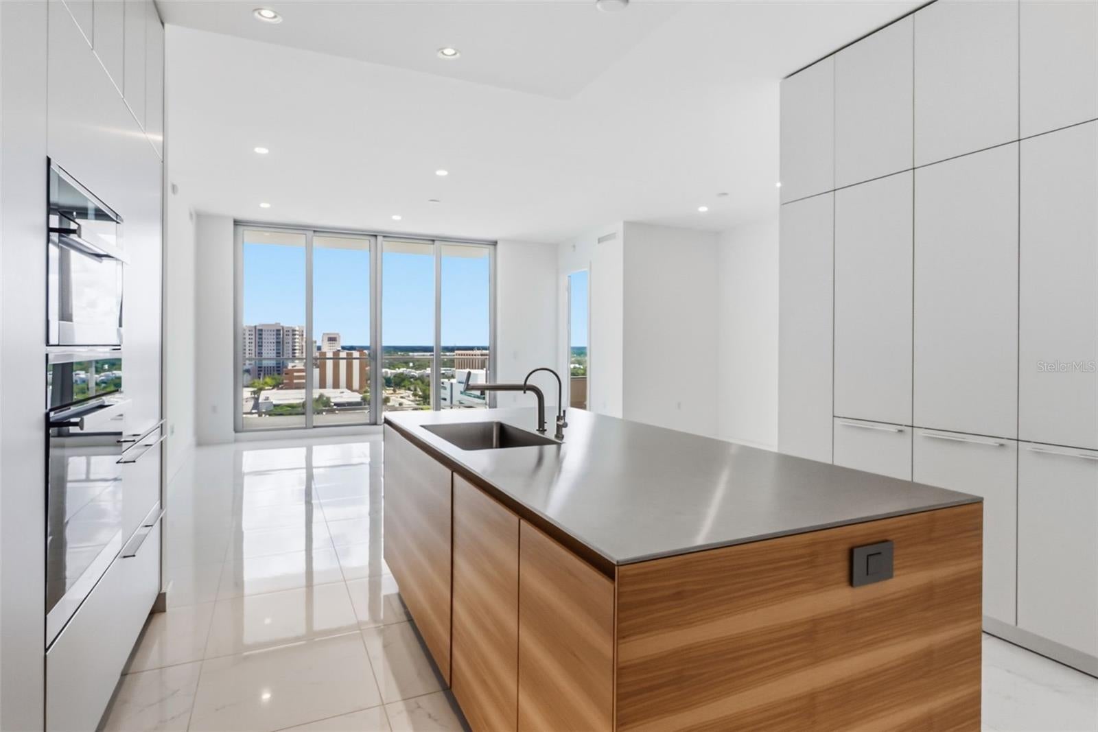 111 S PINEAPPLE AVENUE 1103