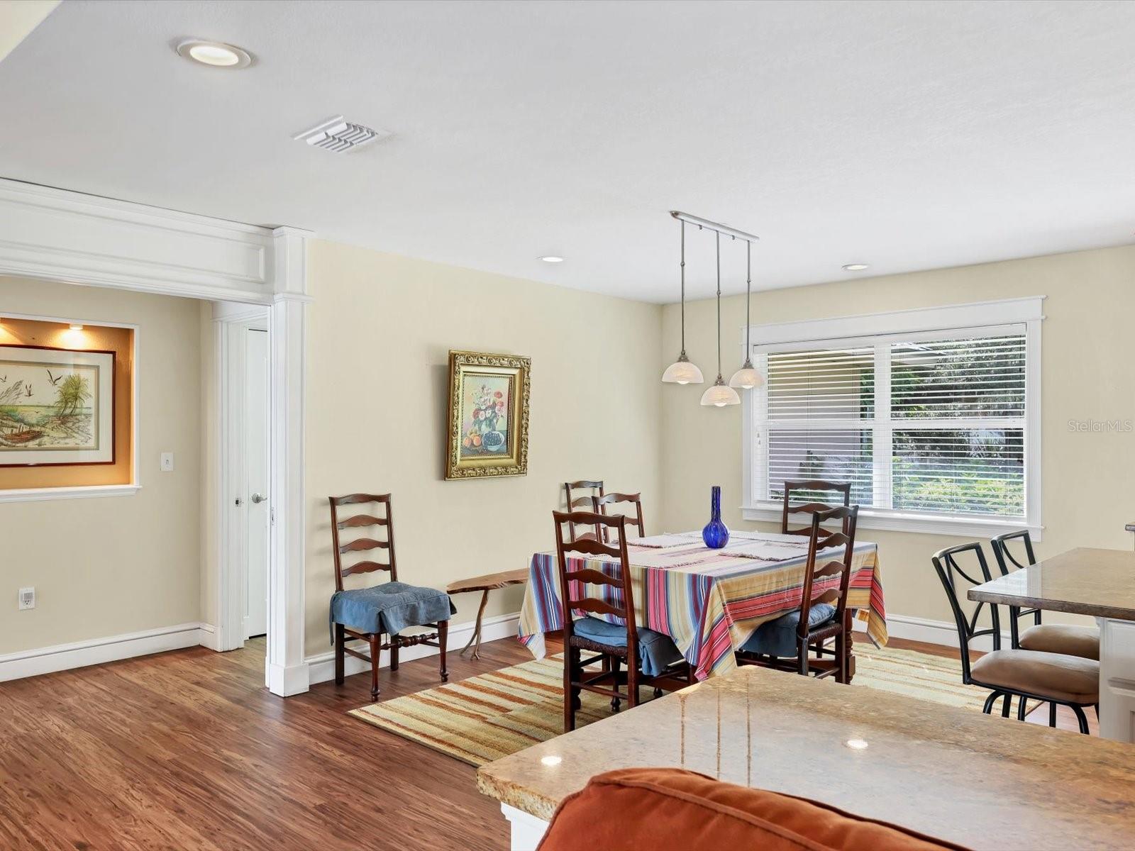 HIDDEN RIVER - Residential Lease