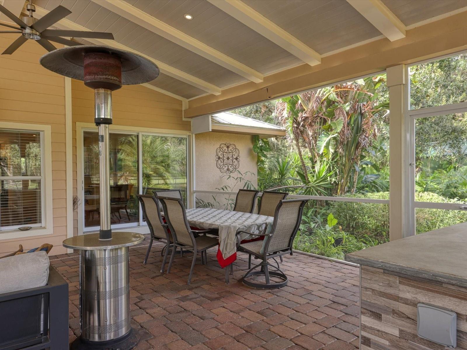 HIDDEN RIVER - Residential Lease