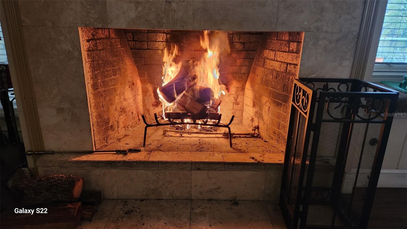 HIDDEN RIVER - Residential Lease