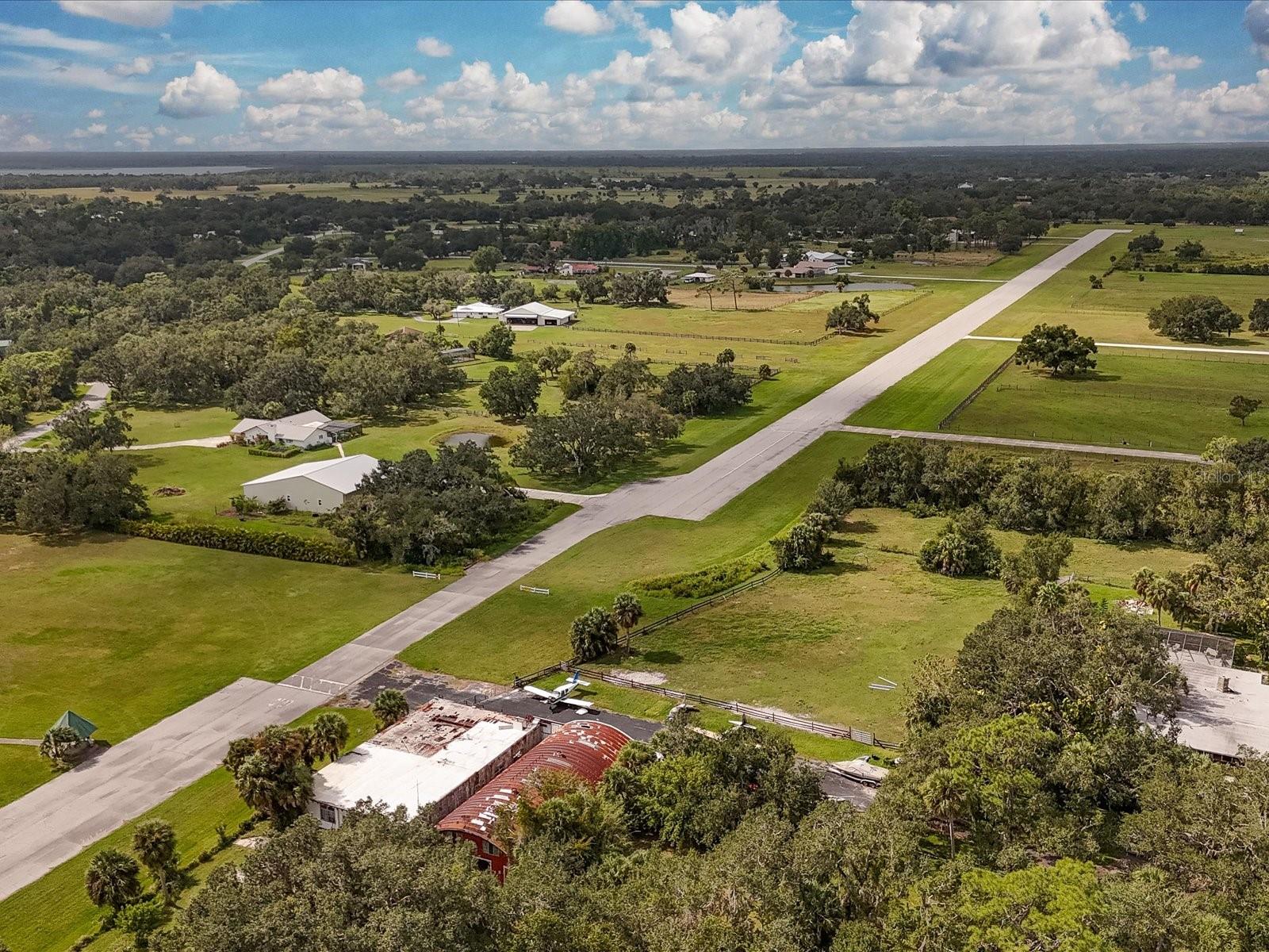 HIDDEN RIVER - Residential Lease