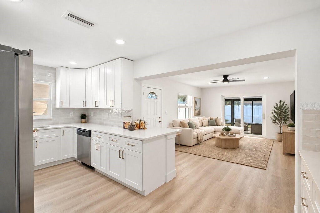 Photo of 5734 20th Avenue N, St Petersburg, FL 33710 (MLS # TB8552165)