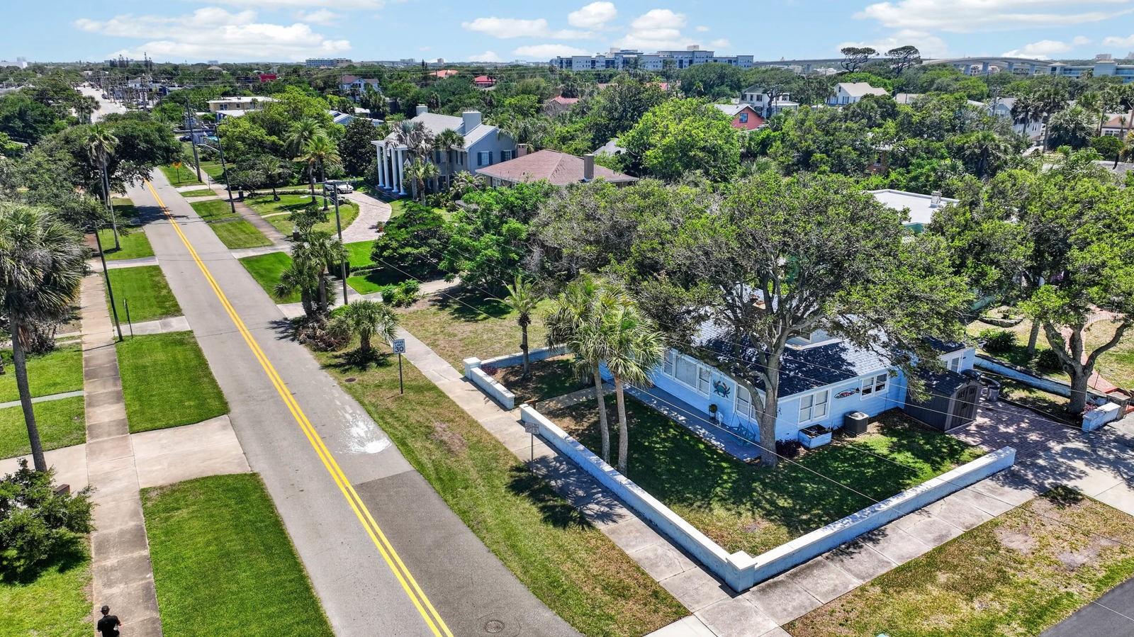EAST DAYTONA - Residential