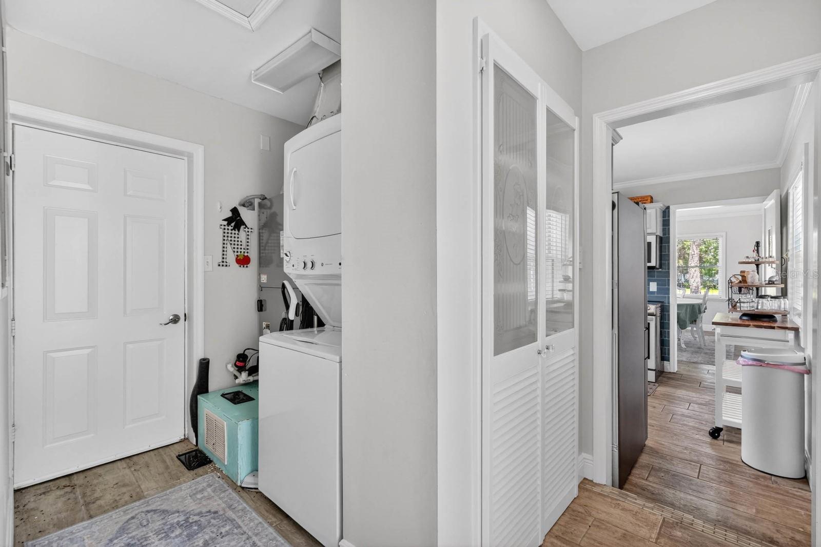EAST DAYTONA - Residential