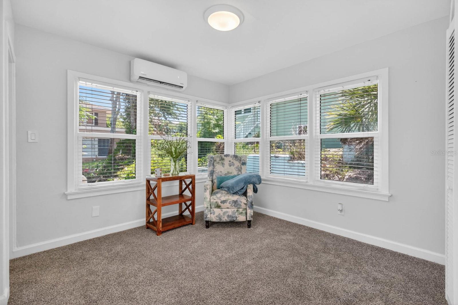 EAST DAYTONA - Residential