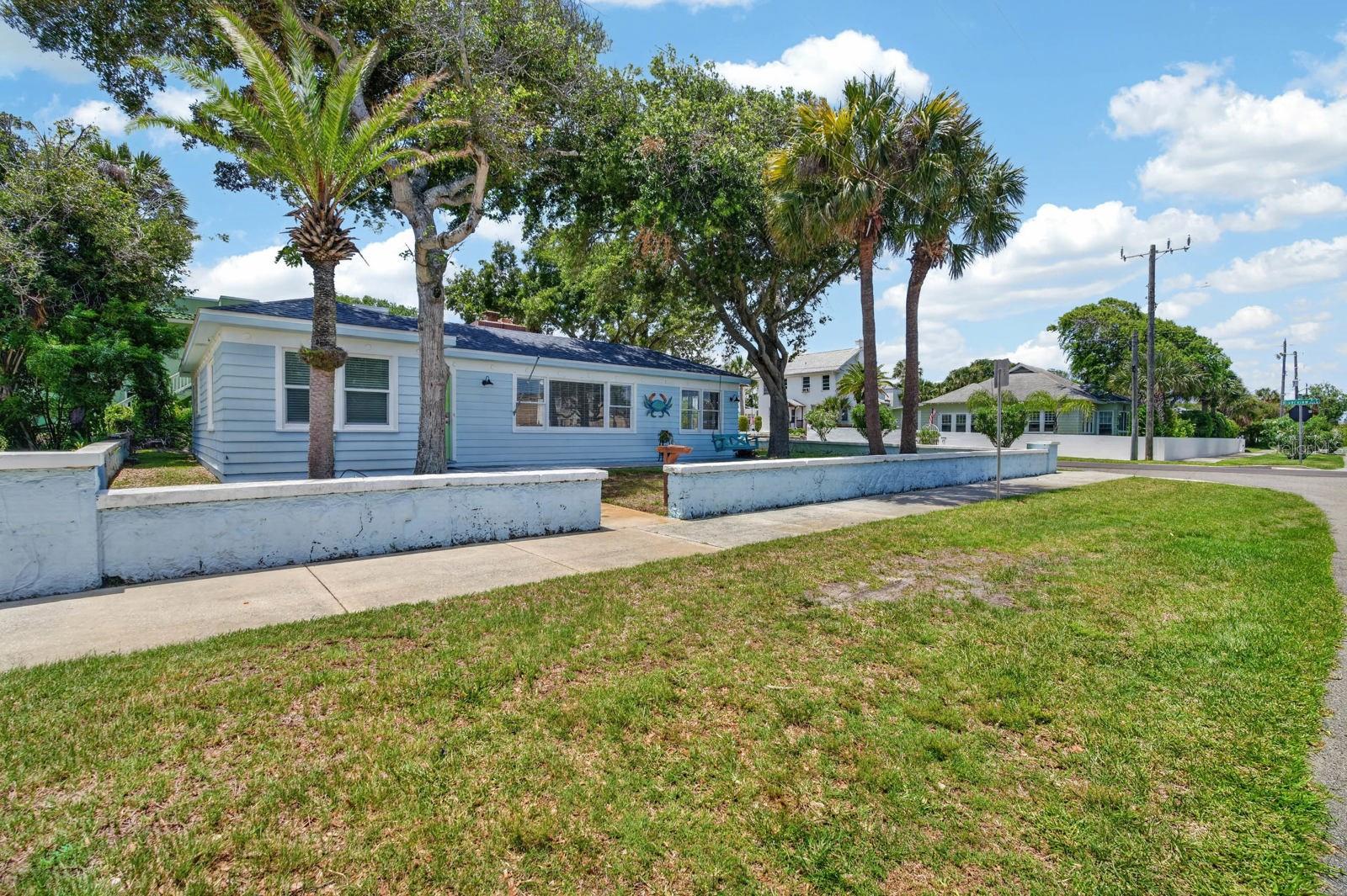 EAST DAYTONA - Residential