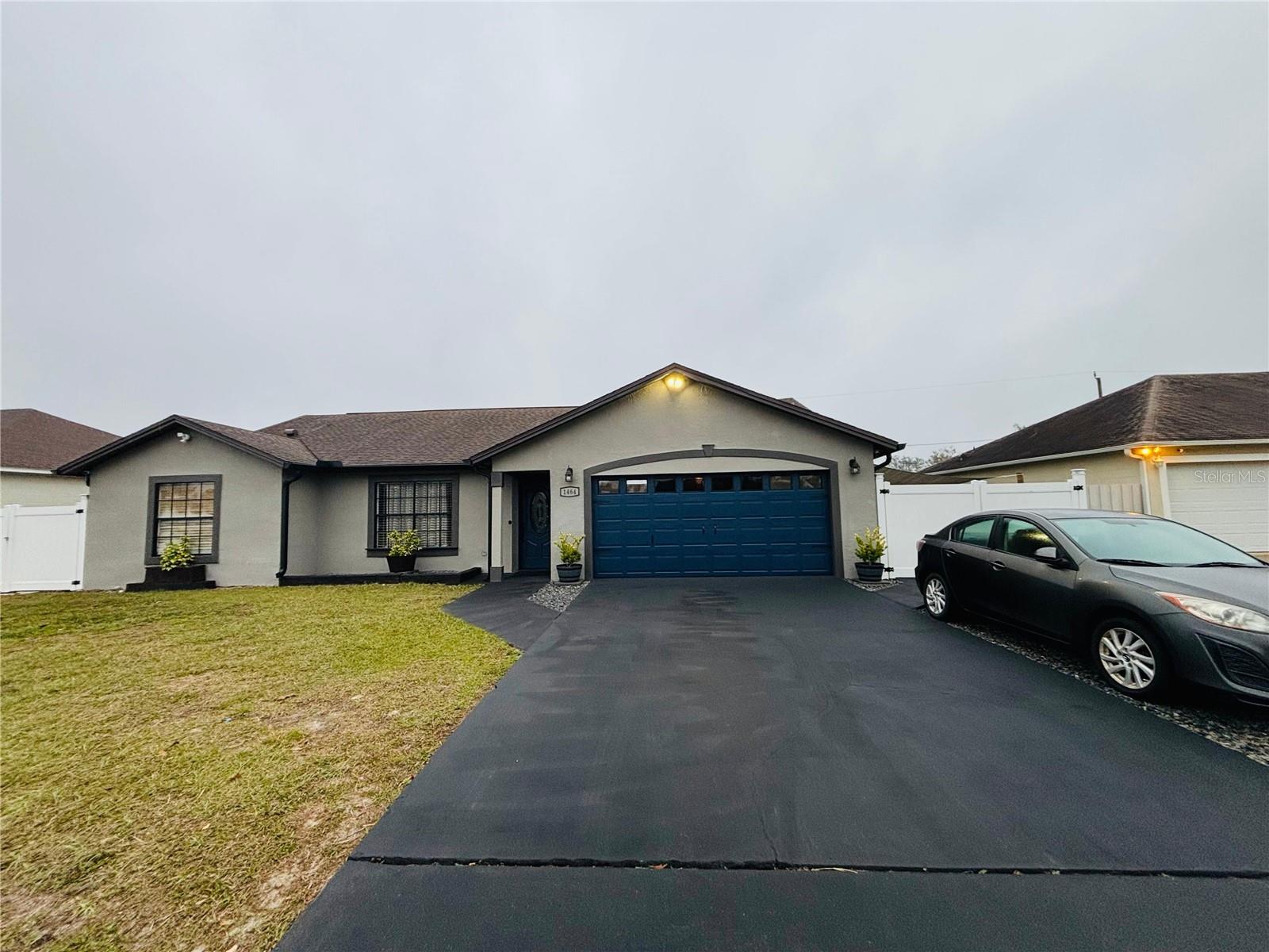 1464 HOWLAND BLVD BOULEVARD