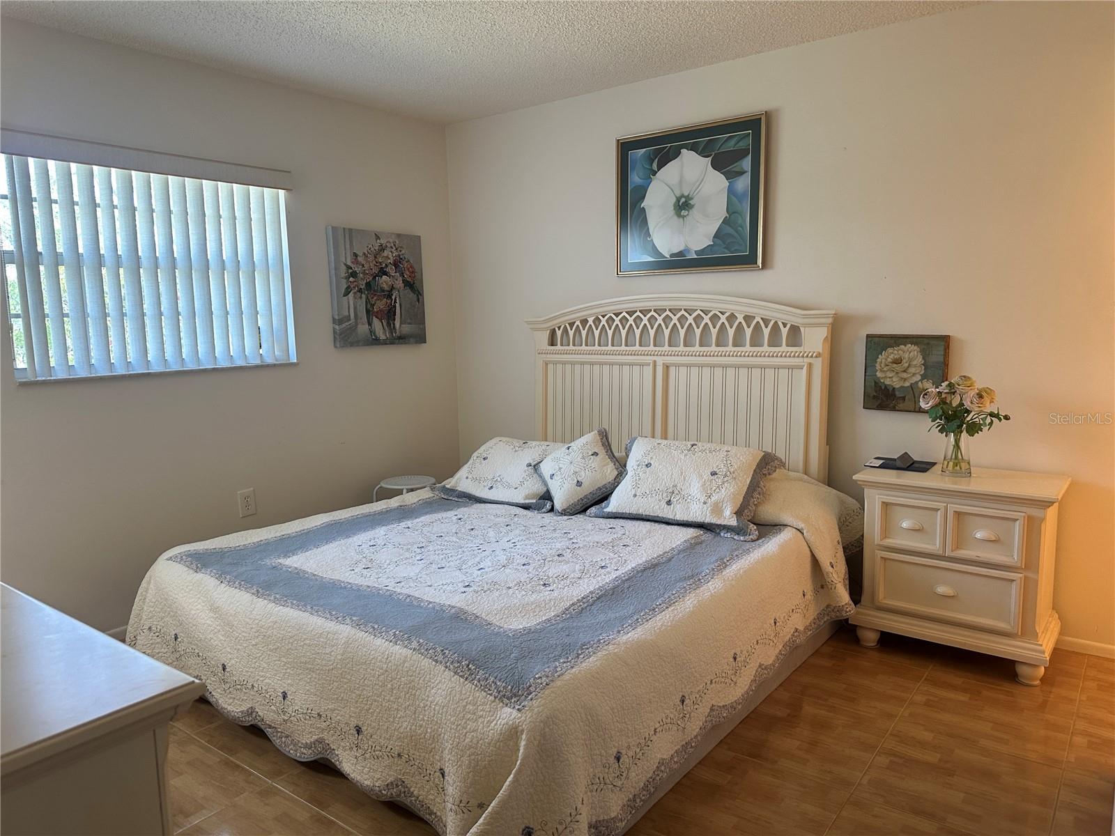 VILLAGE WOODS CONDO PH 02 - Residential