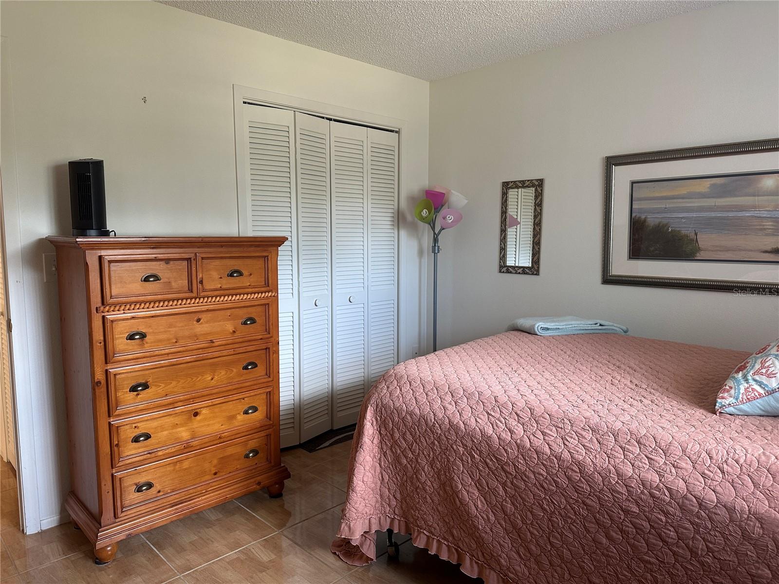 VILLAGE WOODS CONDO PH 02 - Residential