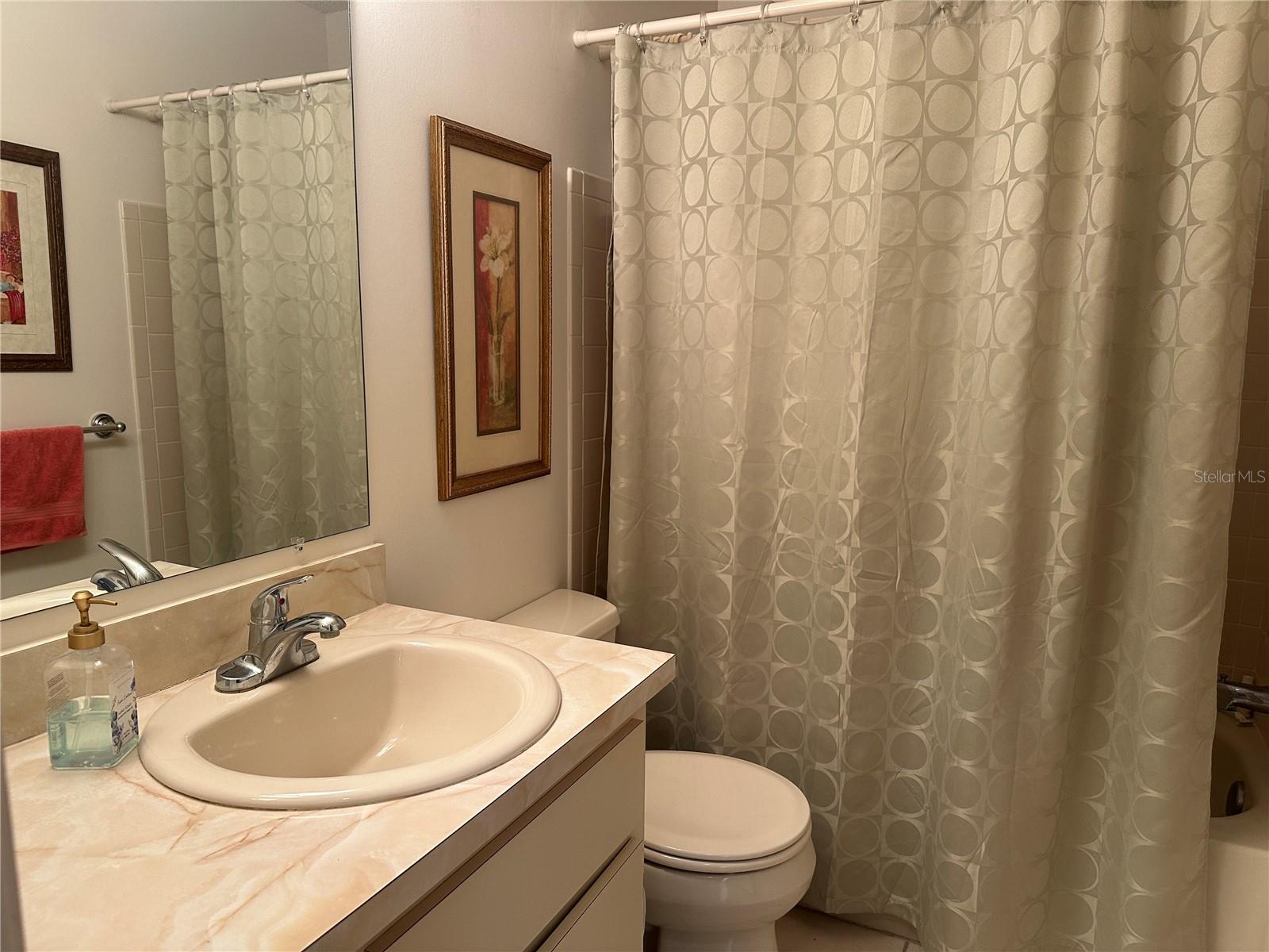 VILLAGE WOODS CONDO PH 02 - Residential