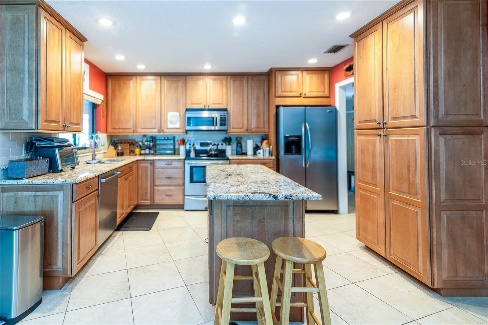 WOODBRIAR VILLAGE UNIT 4 - Residential Lease