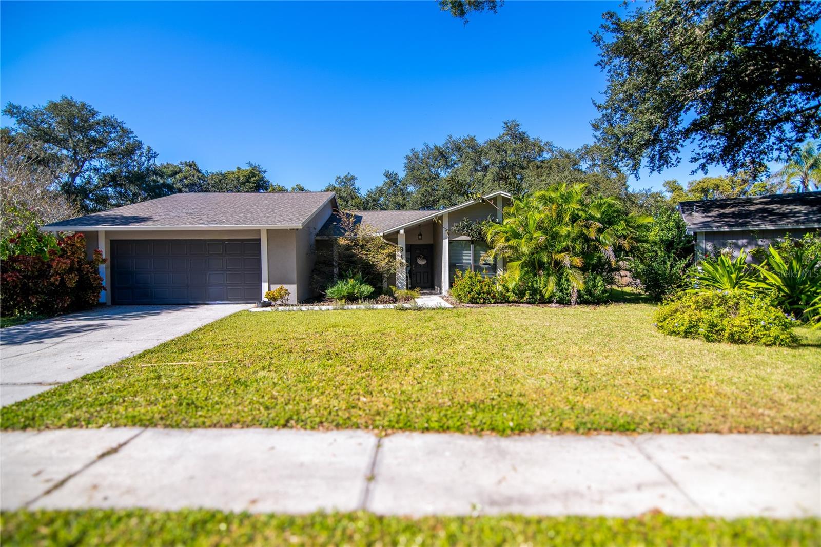 WOODBRIAR VILLAGE UNIT 4 - Residential Lease