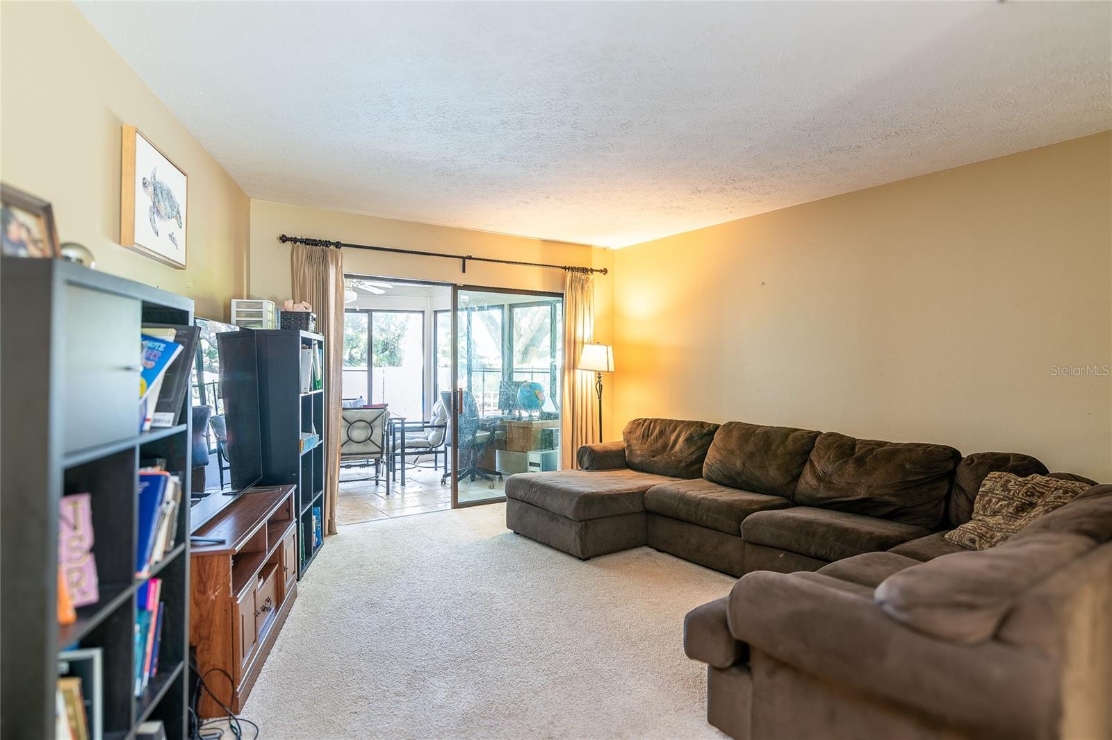 WOODBRIAR VILLAGE UNIT 4 - Residential Lease